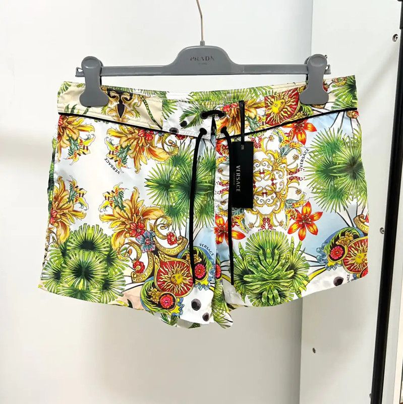 Versace Versace Colorful Men's Polyester Shorts 0089 Size US 30 / EU 46 - 1 Thumbnail