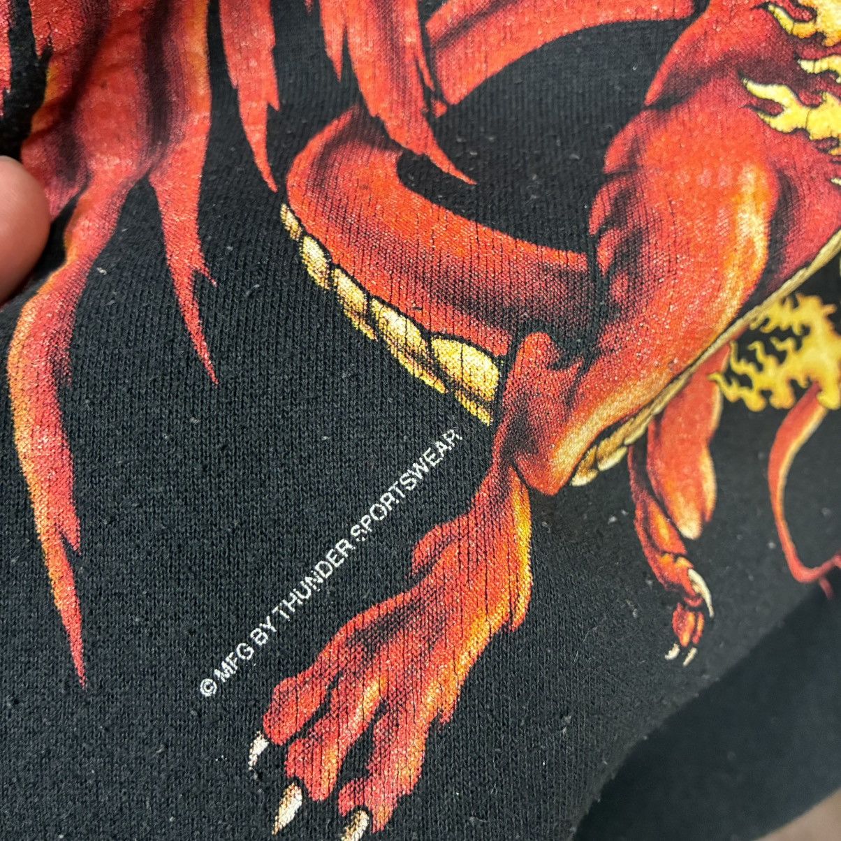 Tultex Tultex Vintage 90s Black Dragon Print Crewneck Med Size US M / EU 48-50 / 2 - 3 Thumbnail