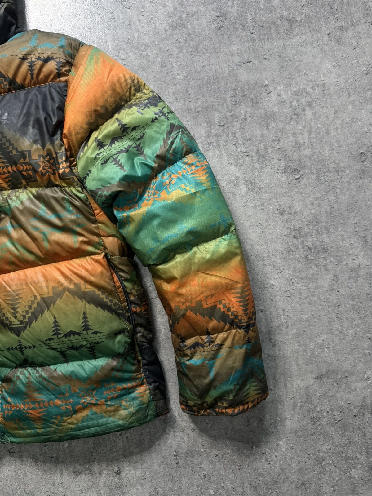 Nike ACG Vintage Nike ACG x Pendleton Native Print Puffer Down Jacket Size US L / EU 52-54 / 3 - 6 Thumbnail