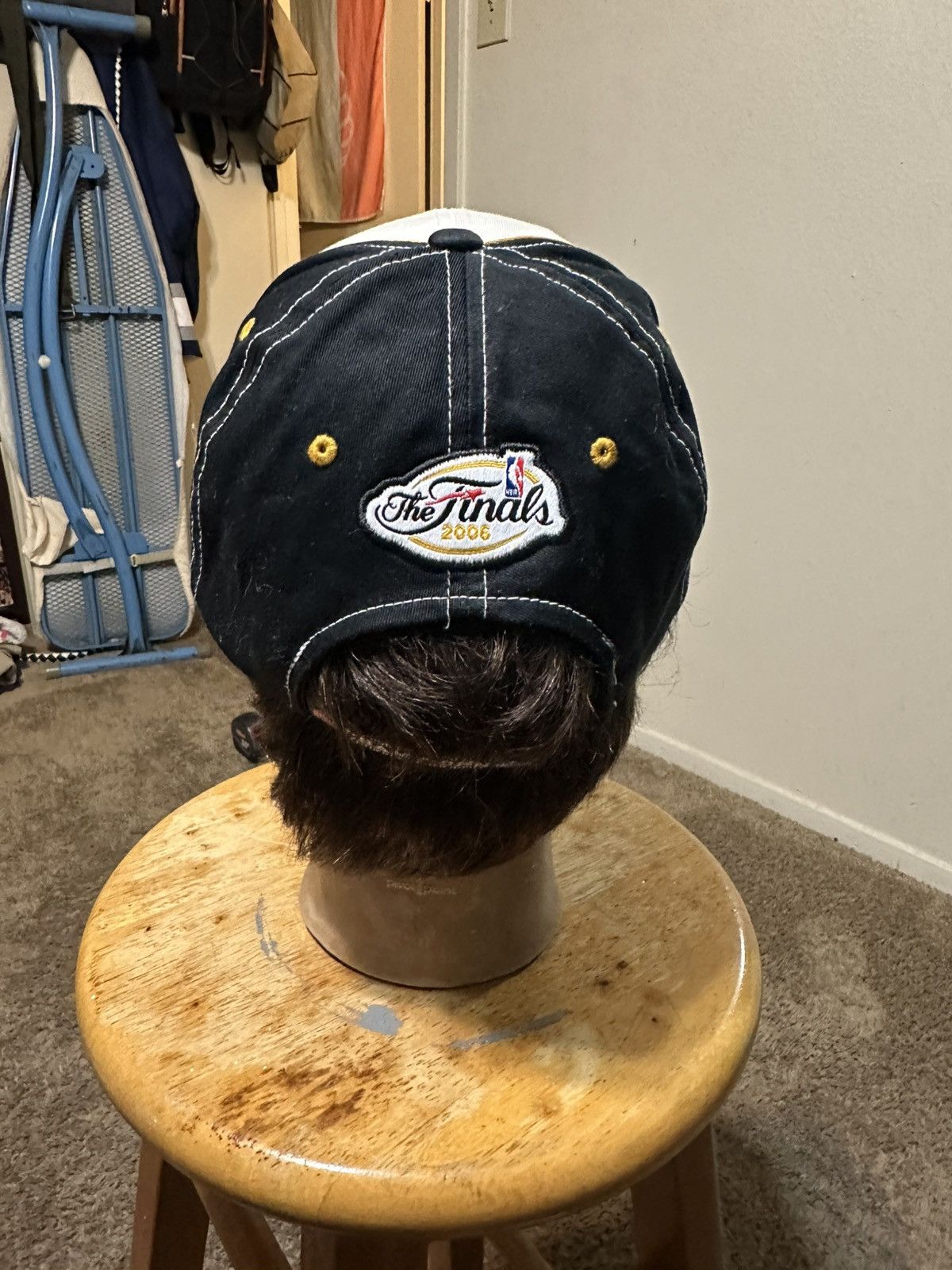 NCAA Vintage NBA Reebok Dallas Mavericks hat 2006 Size ONE SIZE - 4 Thumbnail