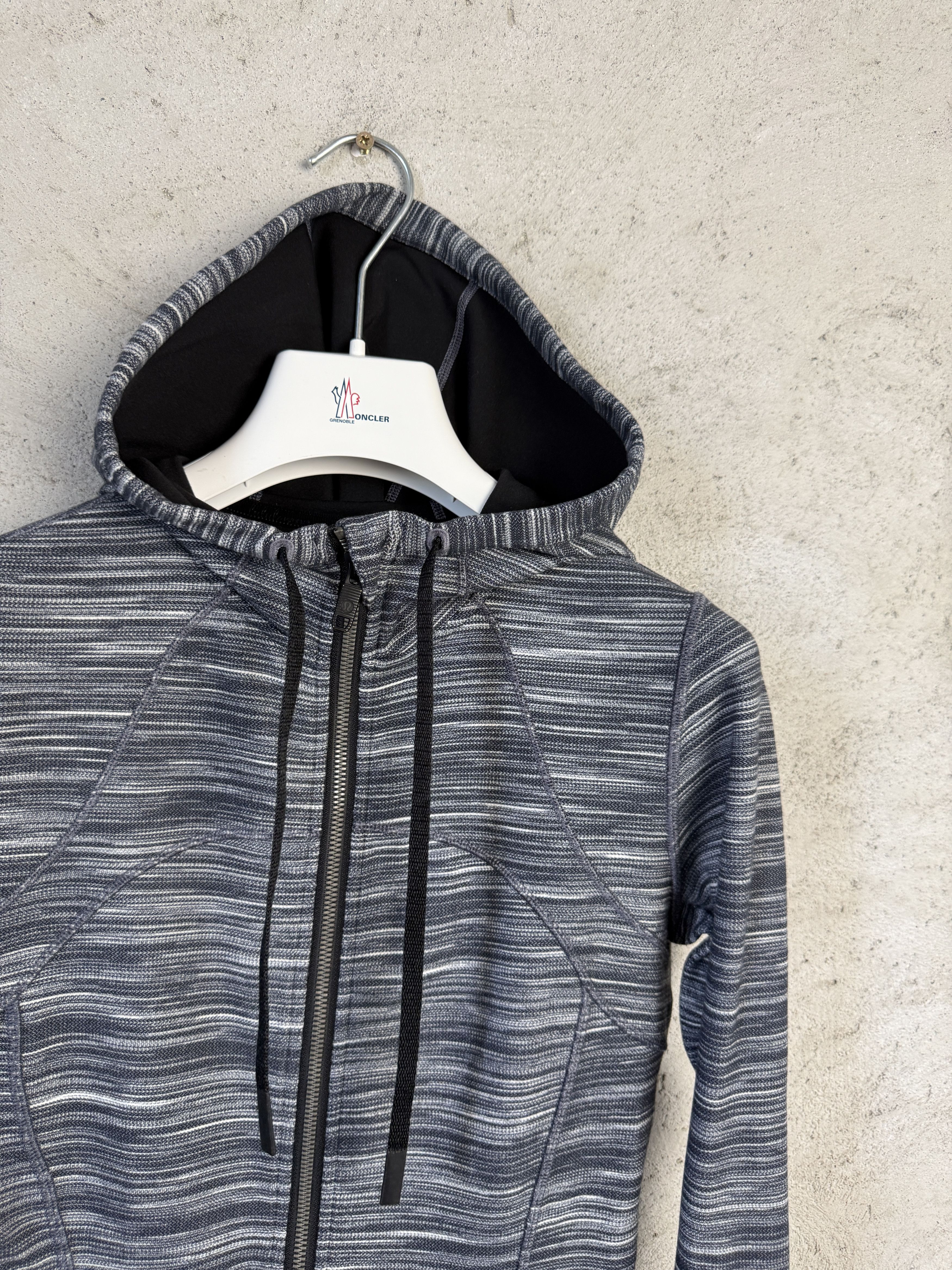 Lululemon Lululemon Define Jacket Hooded zip-up sweatshirt pilates Size M / US 6-8 / IT 42-44 - 2 Thumbnail