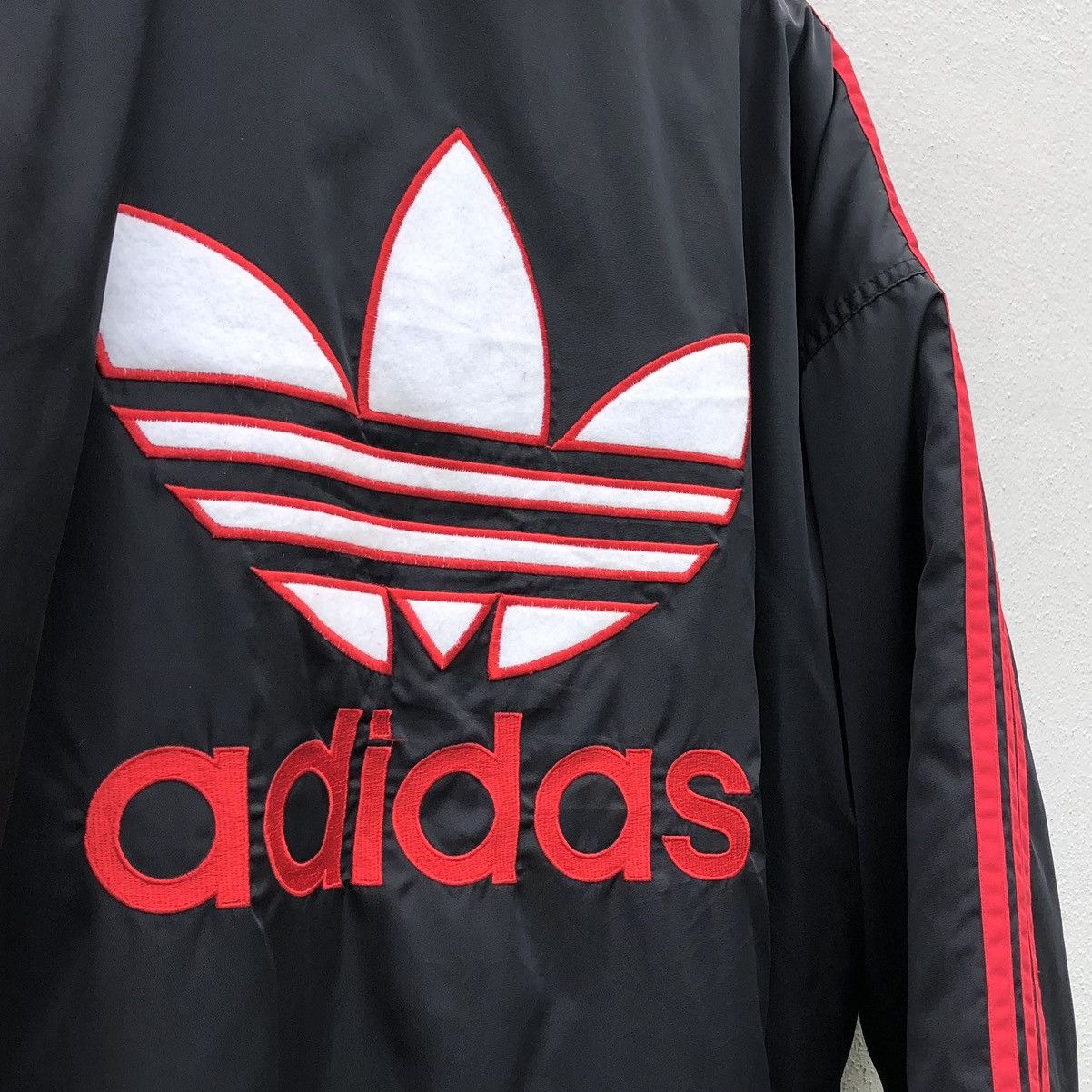 Adidas Vintage Adidas 3 Stripes Big Logo Lined Fleece Coach Jacket Size US L / EU 52-54 / 3 - 4 Thumbnail