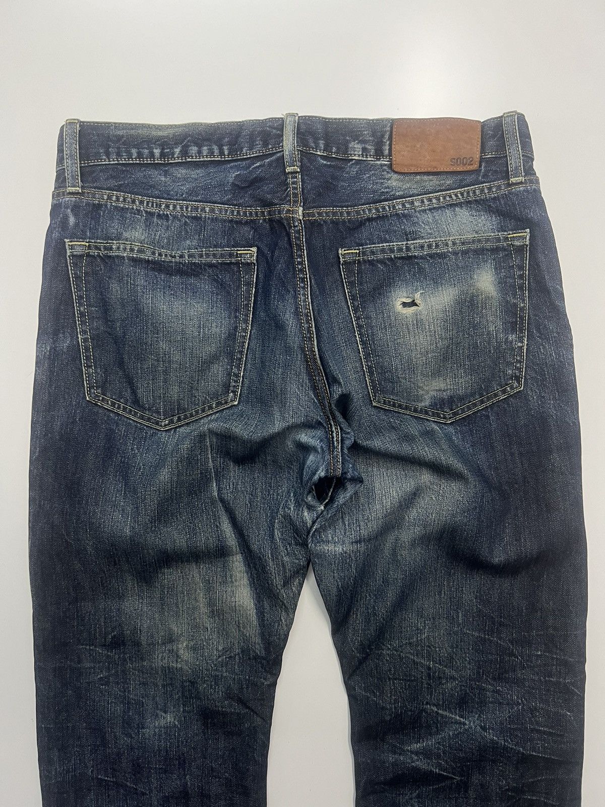 Uniqlo UNIQLO JEANS SIZE 35 Size US 35 - 6 Thumbnail