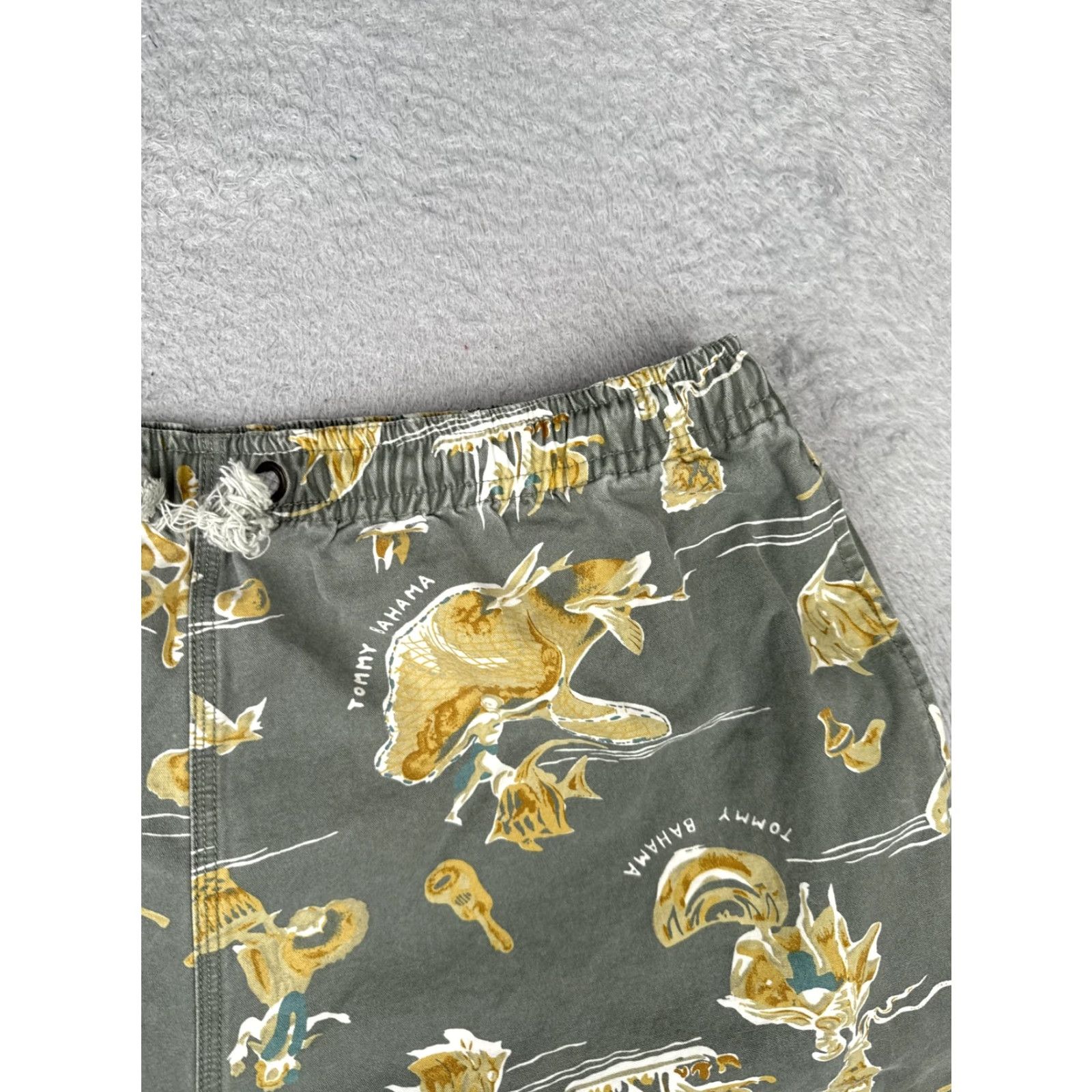 Tommy Bahama VINTAGE Tommy Bahama Shorts Mens XL Green Relax Tropical Fish Print Drawstring Hawaiian Size US 36 / EU 52 - 5 Thumbnail
