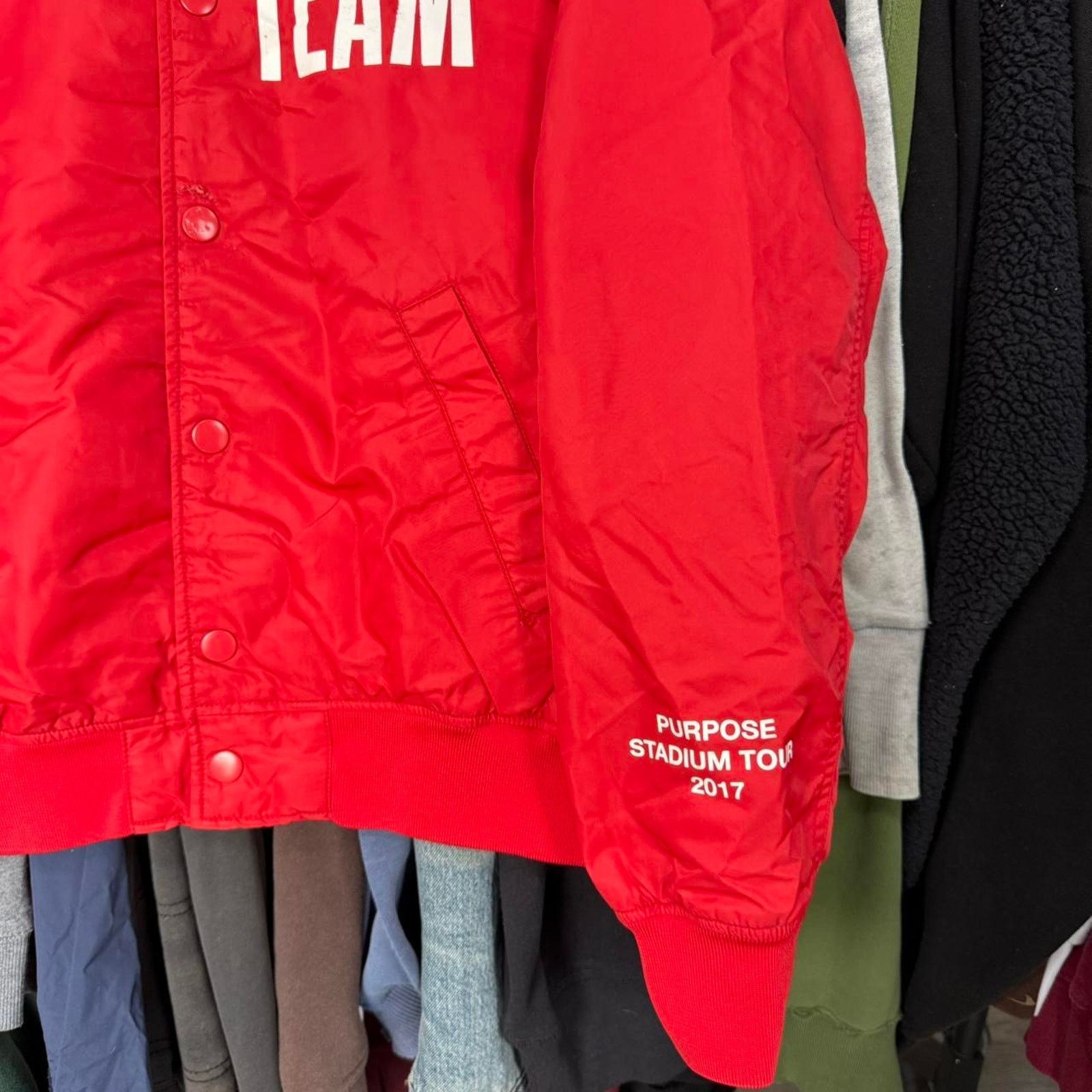 Other 2017 Justin Bieber Team Tour Jacket Red Size US S / EU 44-46 / 1 - 3 Thumbnail