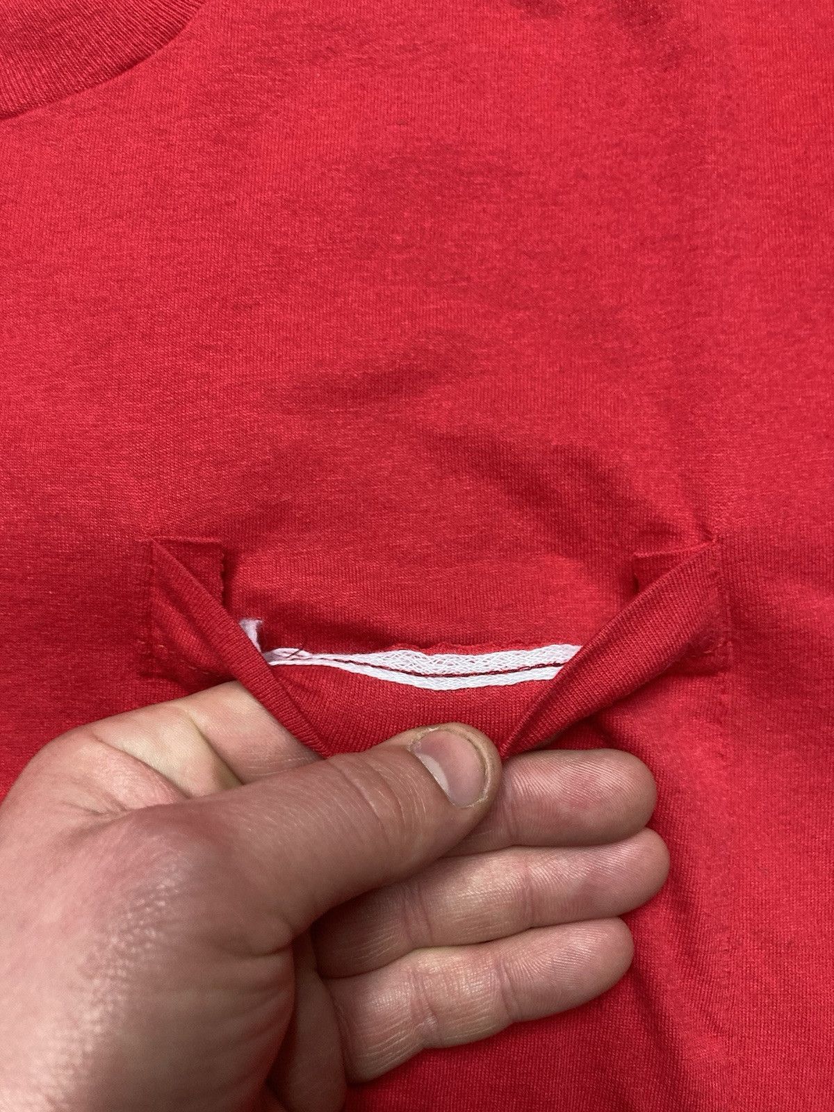 Fruit Of The Loom × Vintage Vtg pocket t shirt fruit of the loom soft crimson blank XL Size US XL / EU 56 / 4 - 5 Thumbnail