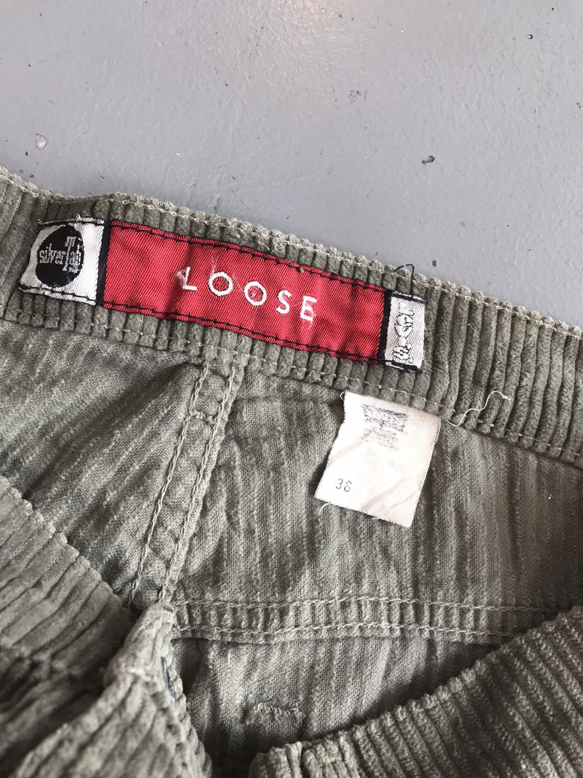 Levi's × Vintage Vintage Levi’s silver tab jort Size US 36 / EU 52 - 5 Thumbnail