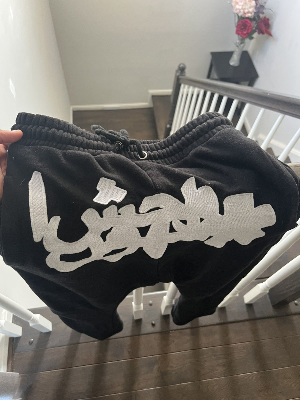 Highest Tendencies Highest Tendencies V2 Puff Print Sweats Size US 28 / EU 44 - 1 Thumbnail