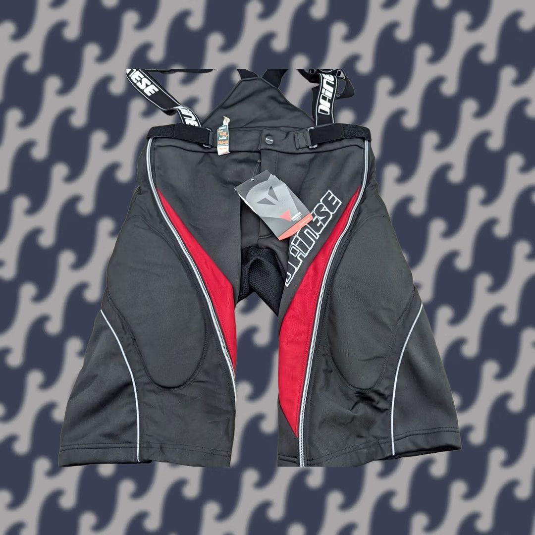 Dainese Dainese Ski Shorts Mens M Suspenders Outdoor Winter Side Leg Protection Athletic Quick Dry Black Polyester Hat? Size US 31 - 1 Thumbnail