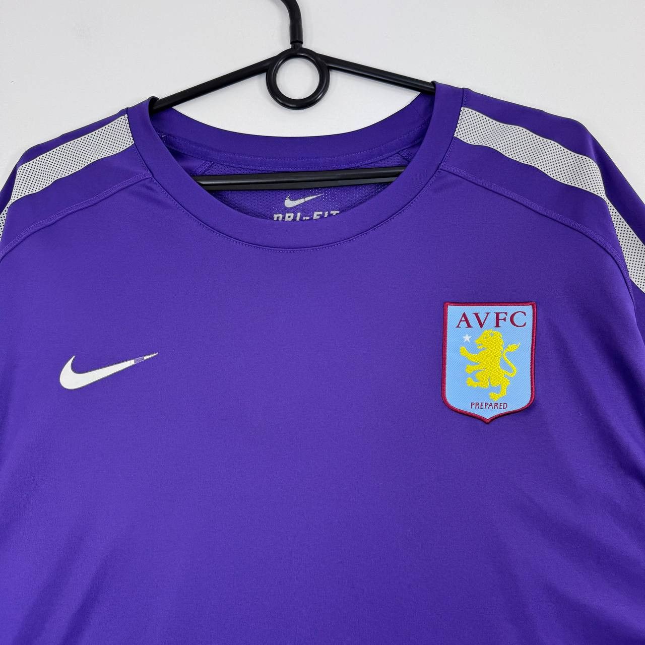 Nike Nike Aston Villa AVFC 2021 Training Shirt Purple Dri-Fit XXL Size US XXL / EU 58 / 5 - 2 Thumbnail