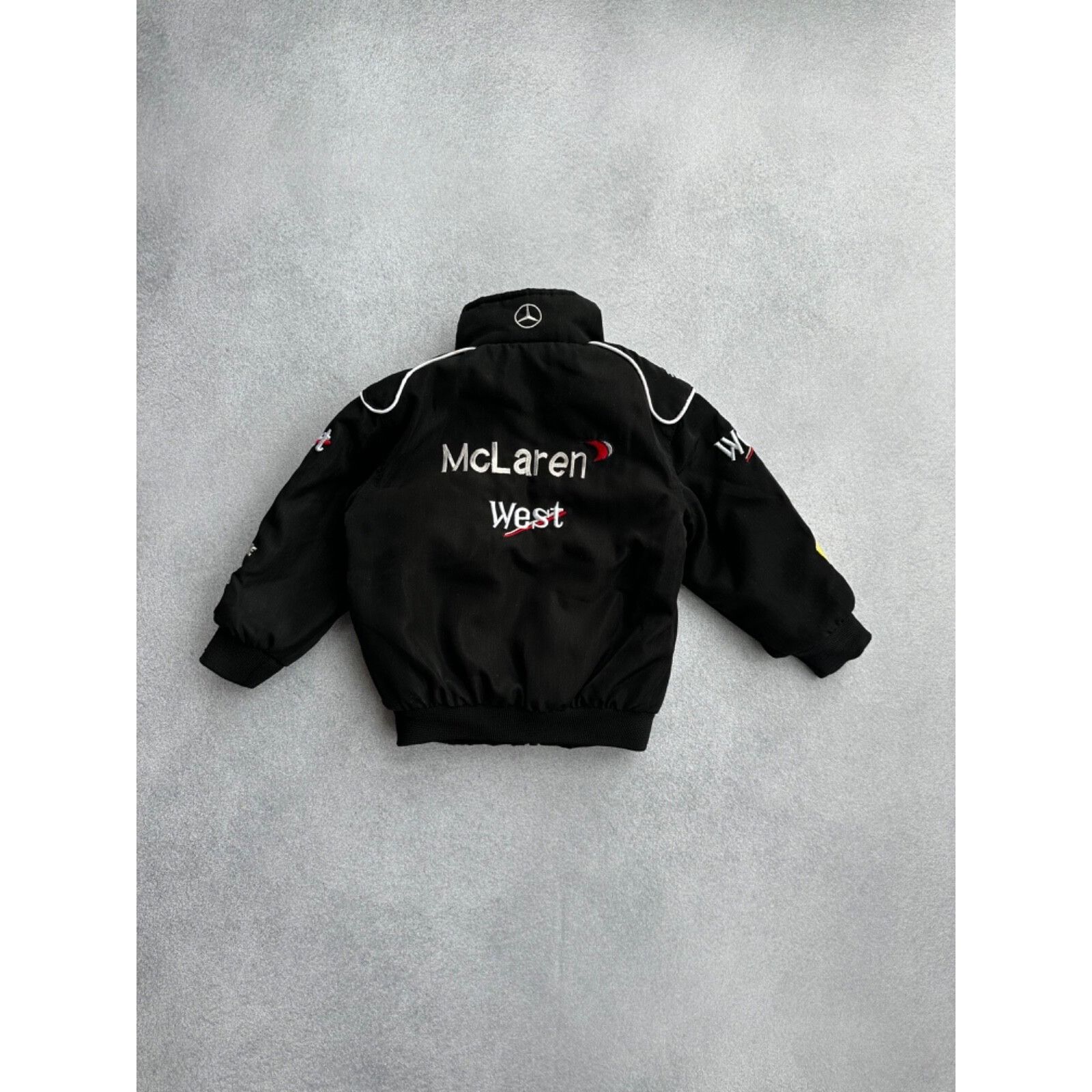 Formula 1 VTG Formula 1 Racing Mercedes Warsteiner Kids Jacket Size US XXS / EU 40 - 6 Thumbnail