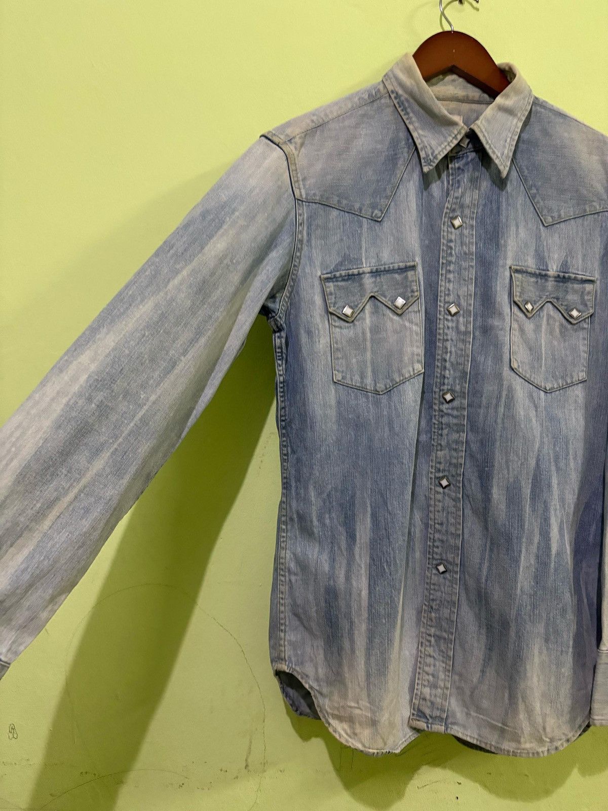 Levi's Vintage Clothing Vintage Levi's Western Shirt Button up Double Pocket Design Size US M / EU 48-50 / 2 - 3 Thumbnail
