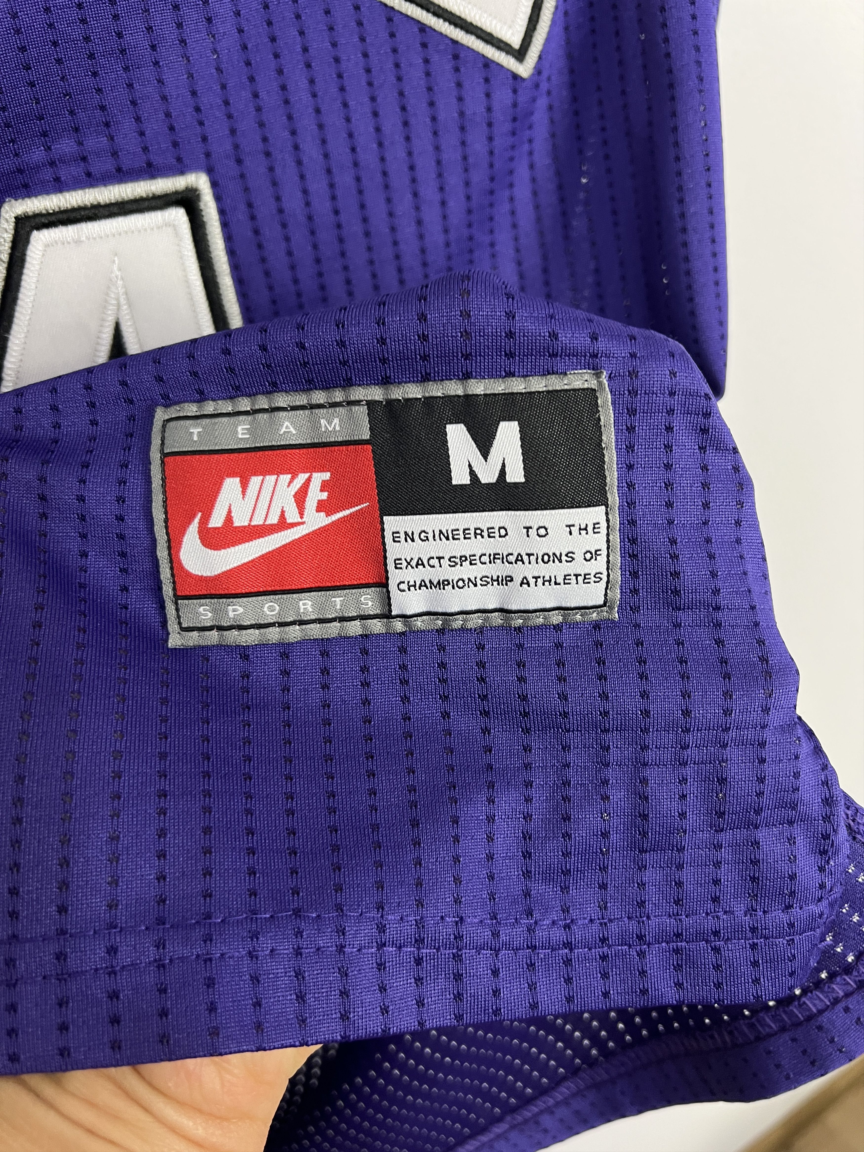 Nike Vintage Nike Sacramento Kings Webber Jersey NBA Mens Shirt Size US M / EU 48-50 / 2 - 5 Thumbnail