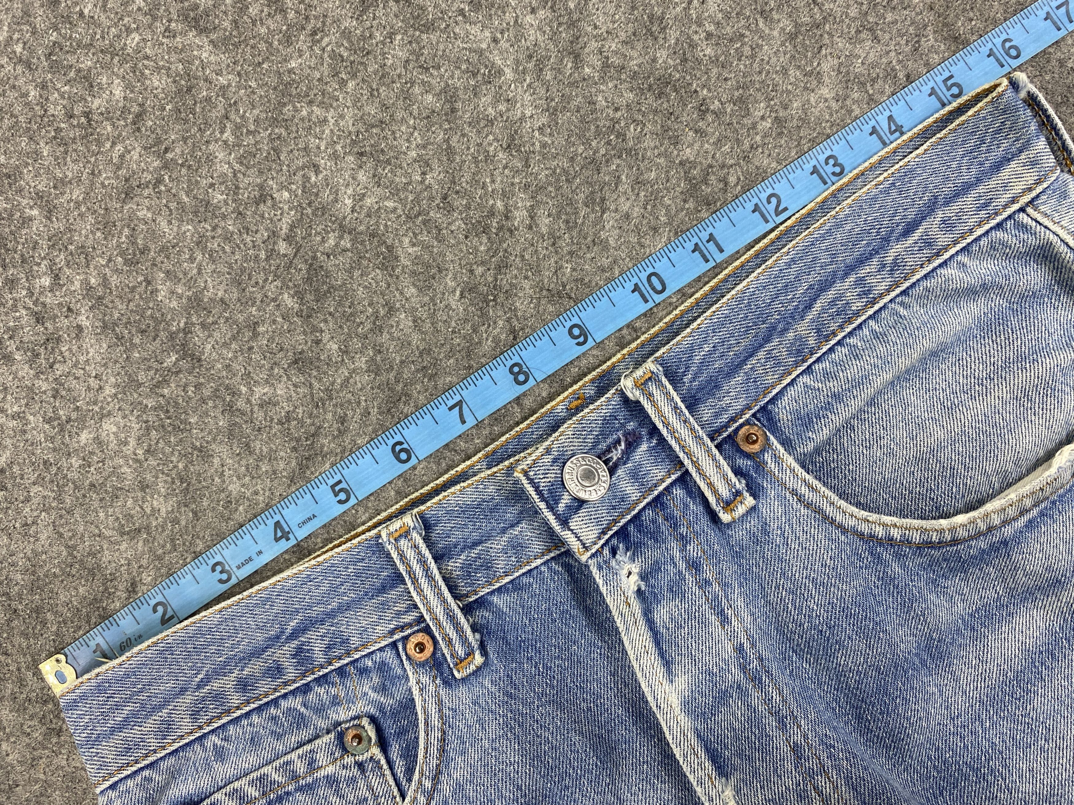 Levi's Light Blue Wash Vintage Levi's 501 32x32.5 Denim JN2455 Size US 32 / EU 48 - 5 Thumbnail