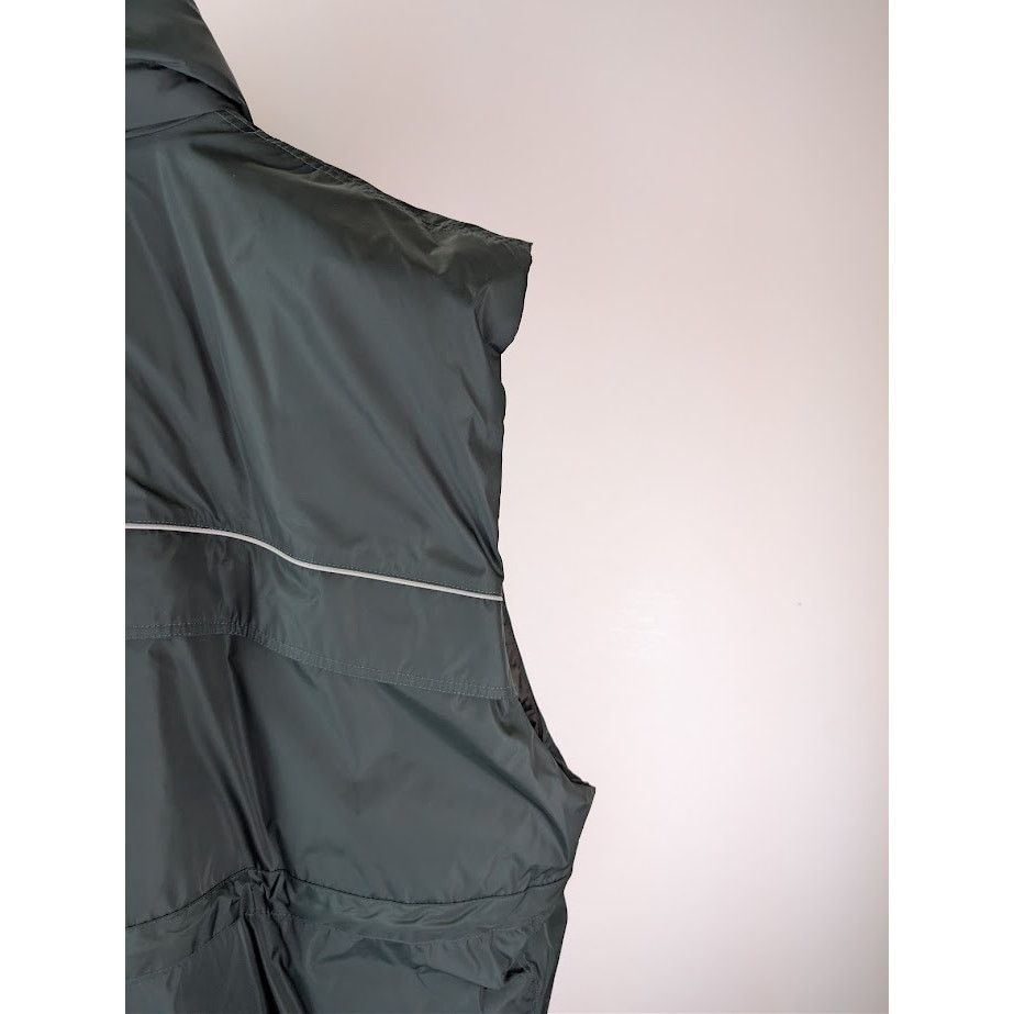 Balenciaga o1rshd1 Mat Nylon Wrap Gilet in Cypress Green Size US M / EU 48-50 / 2 - 12 Thumbnail