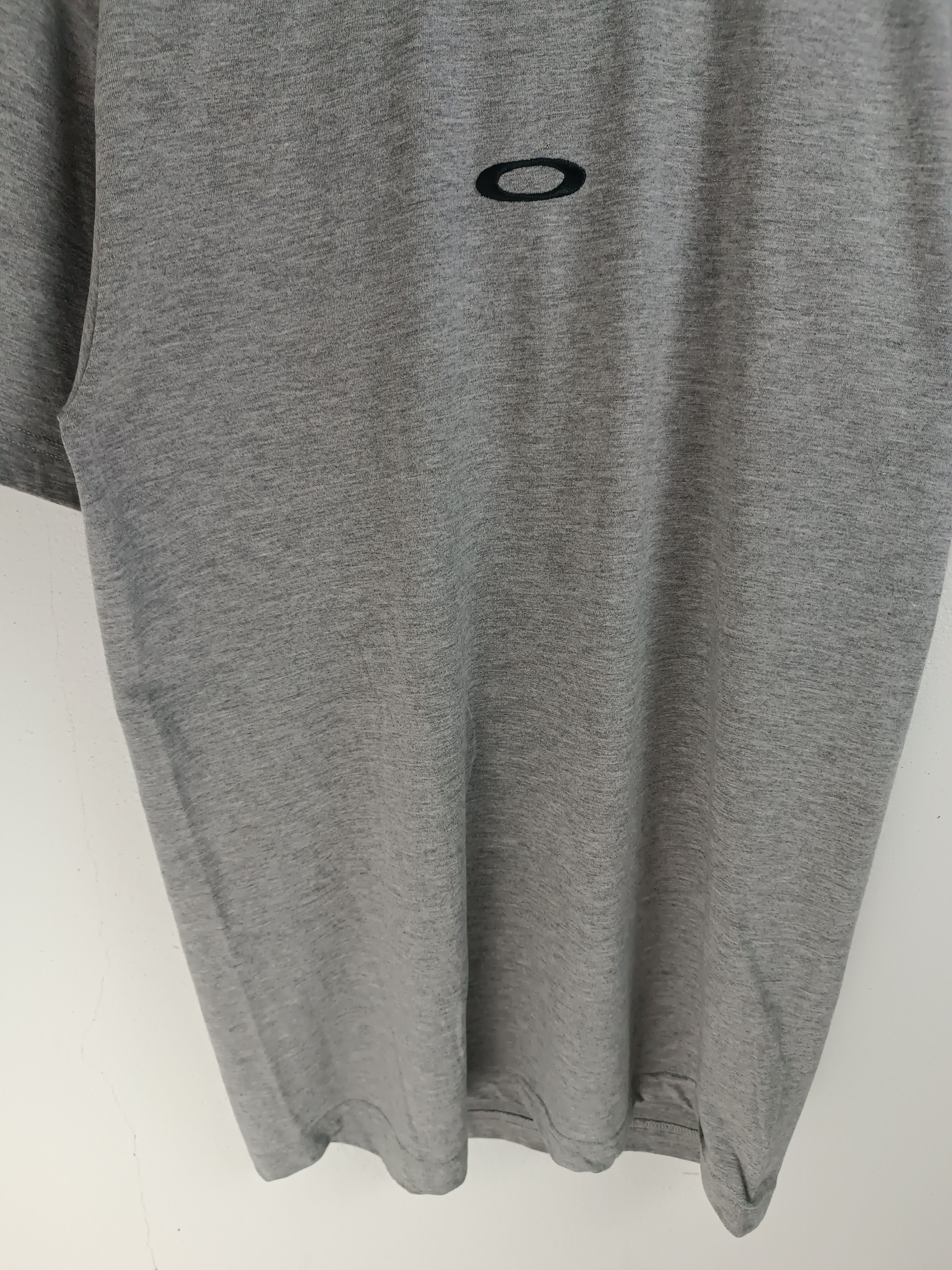 Oakley VINTAGE 90'S OAKLEY SOFTWARE EMBROIDERED MID LOGO VERY RARE Size US M / EU 48-50 / 2 - 11 Thumbnail