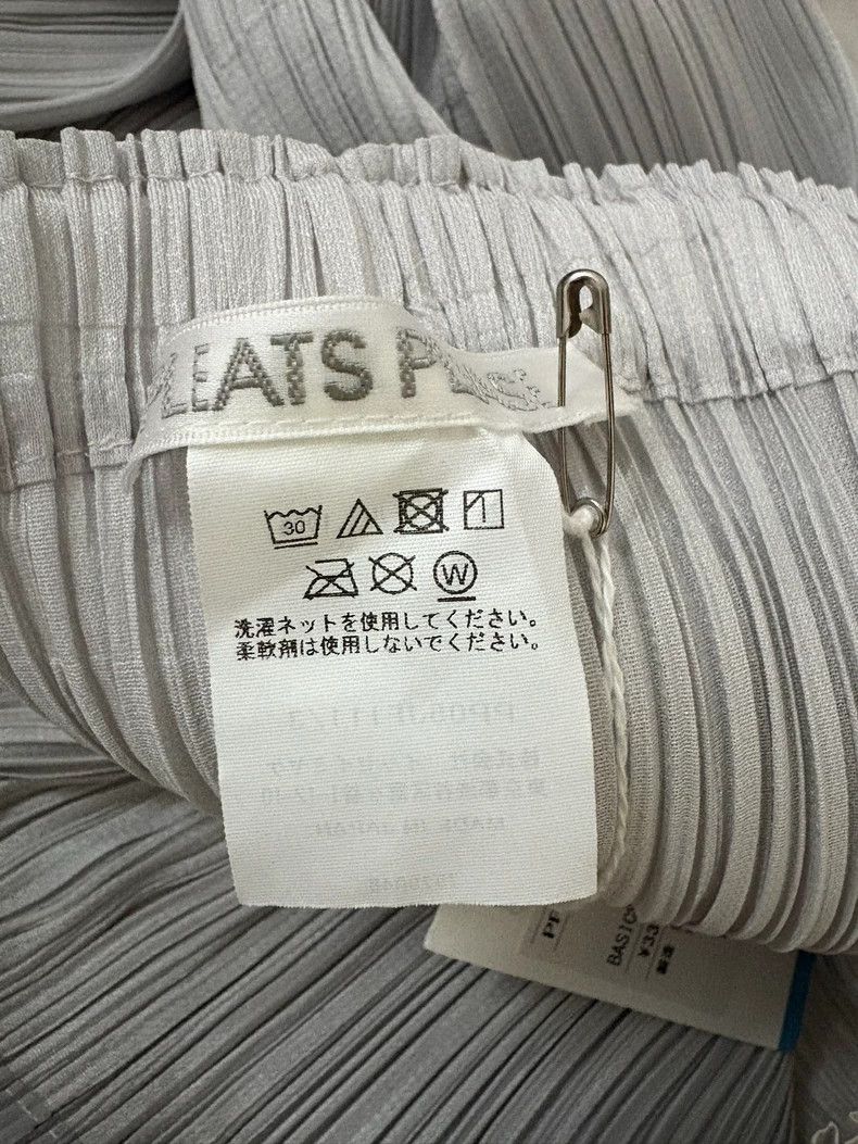 Issey Miyake issey miyake size:3 Light grey pleated pants Size 42" / US 20 - 4 Thumbnail