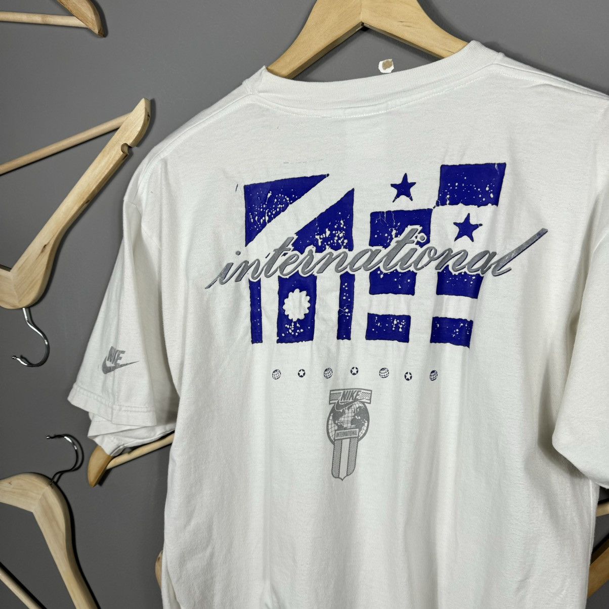 Nike × Vintage Vintage 80s Nike International T-shirt Size US M / EU 48-50 / 2 - 9 Thumbnail