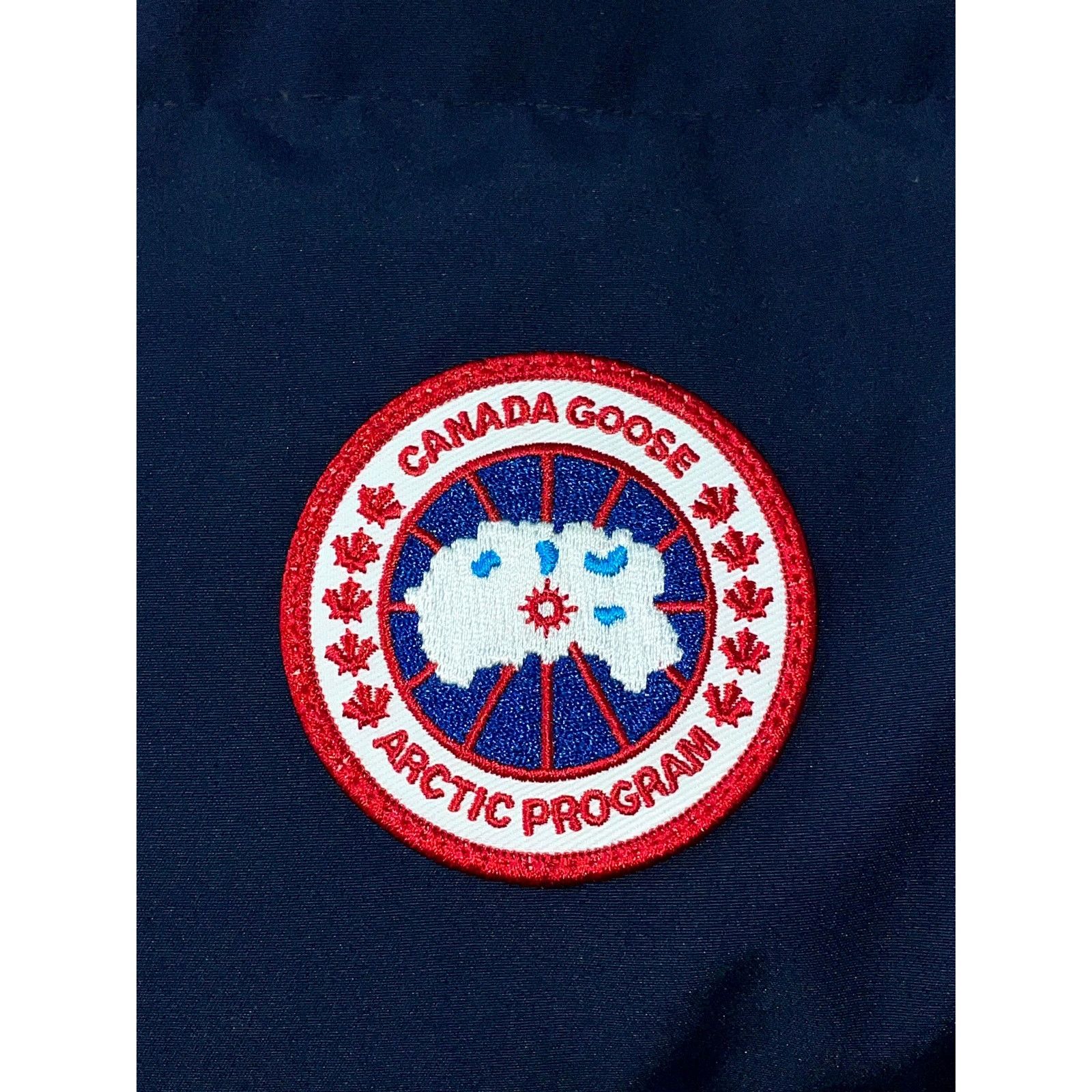 Canada Goose Canada Goose Logo Navy, Red Puffer Vest Size US XS / EU 42 / 0 - 13 Thumbnail