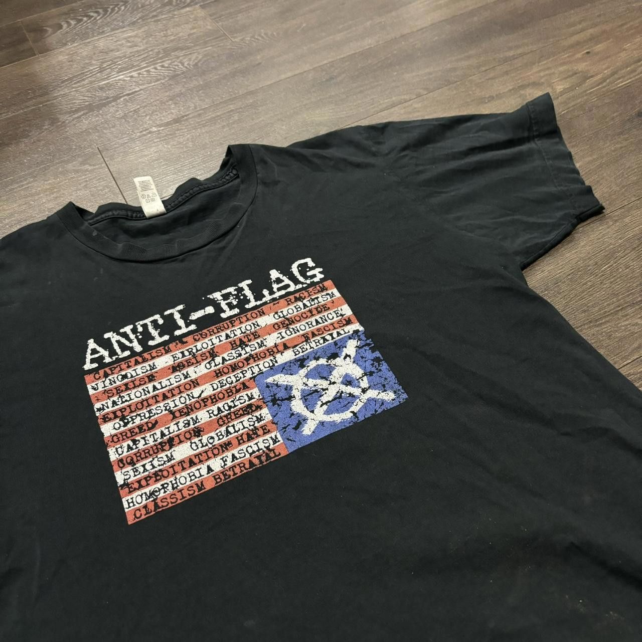 Designer Vintage anti flag t shirt 00s M Size US M / EU 48-50 / 2 - 1 Thumbnail