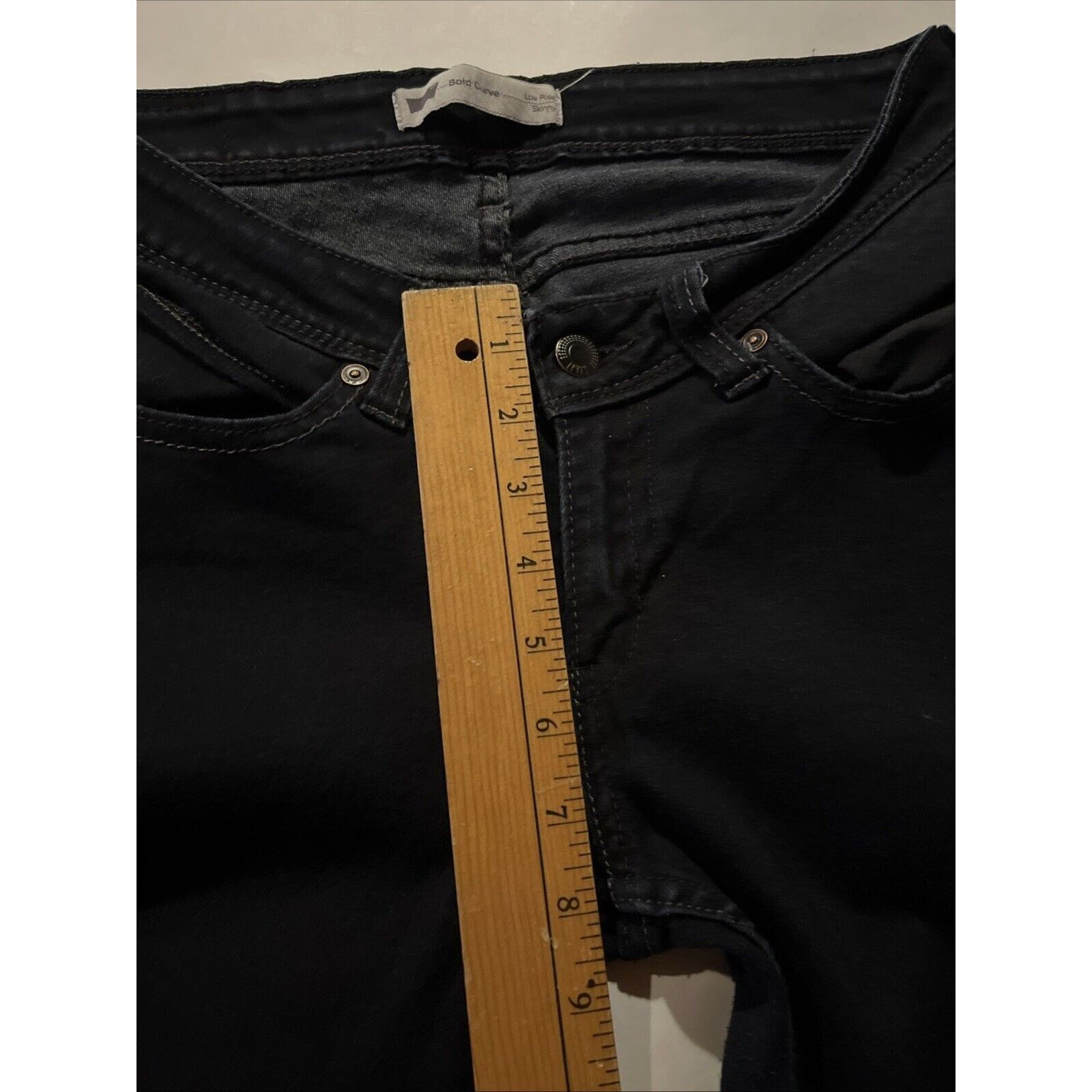 Levi's Levi’s 28x30 Black Denim Bold Curve Skinny Low Rise Jeans Size 28" / US 6 / IT 42 - 9 Thumbnail