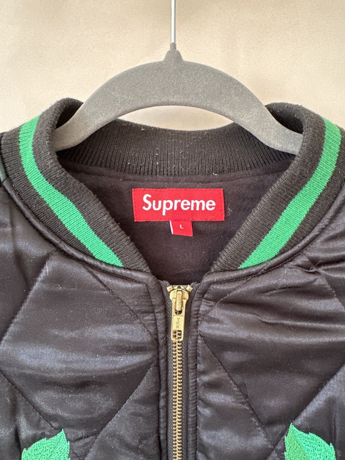 Supreme Supreme Rose Bomber AW2013 S/L Size US L / EU 52-54 / 3 - 10 Thumbnail