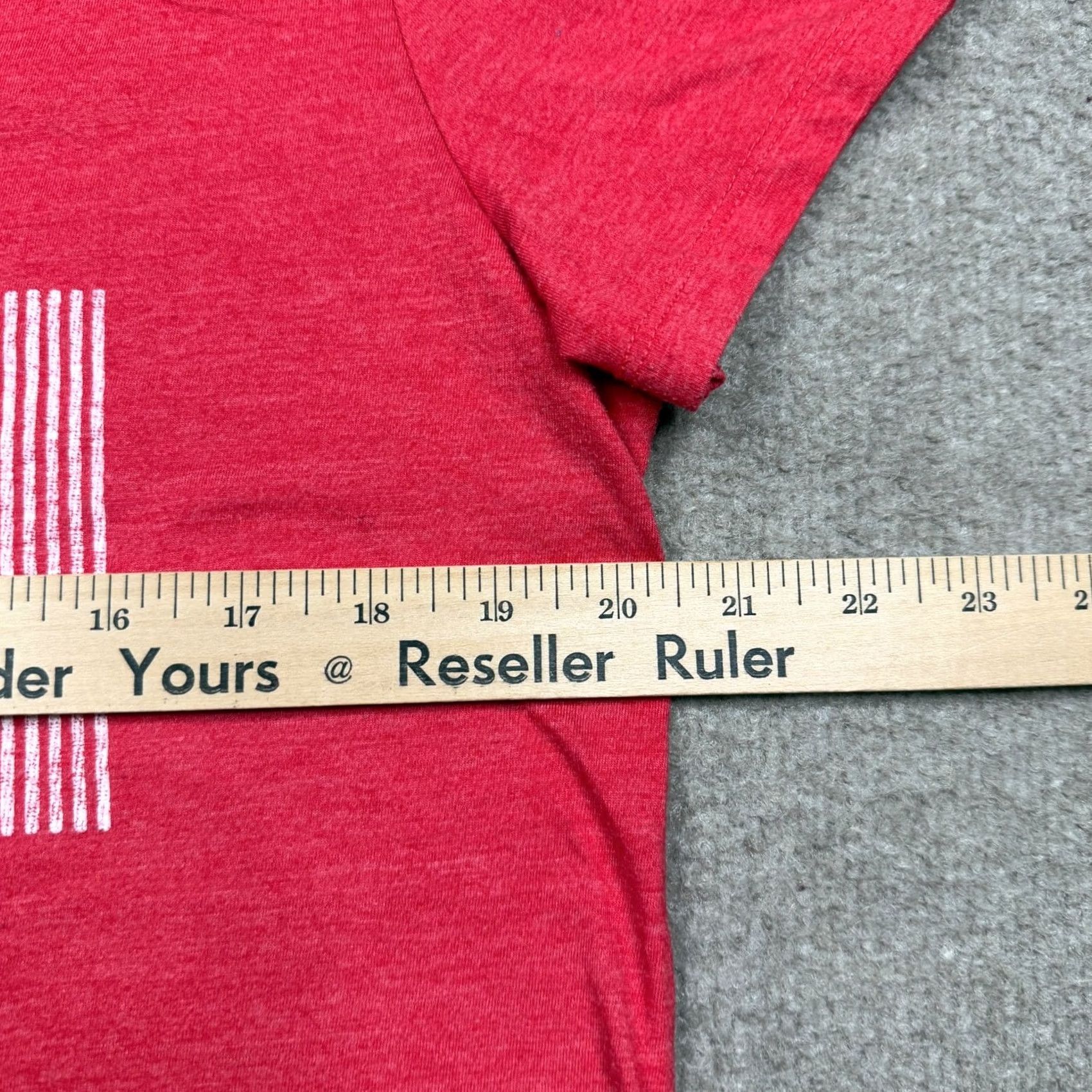 Todd Snyder Todd Snyder Local Pride T Shirt Women 2XL Red V Neck Slim Cali Stretch Shirt Women 2XL Red California Beach Classic Logo Slimming Stretch Vintage No Size XXL / US 16-18 / IT 52-54 - 7 Thumbnail