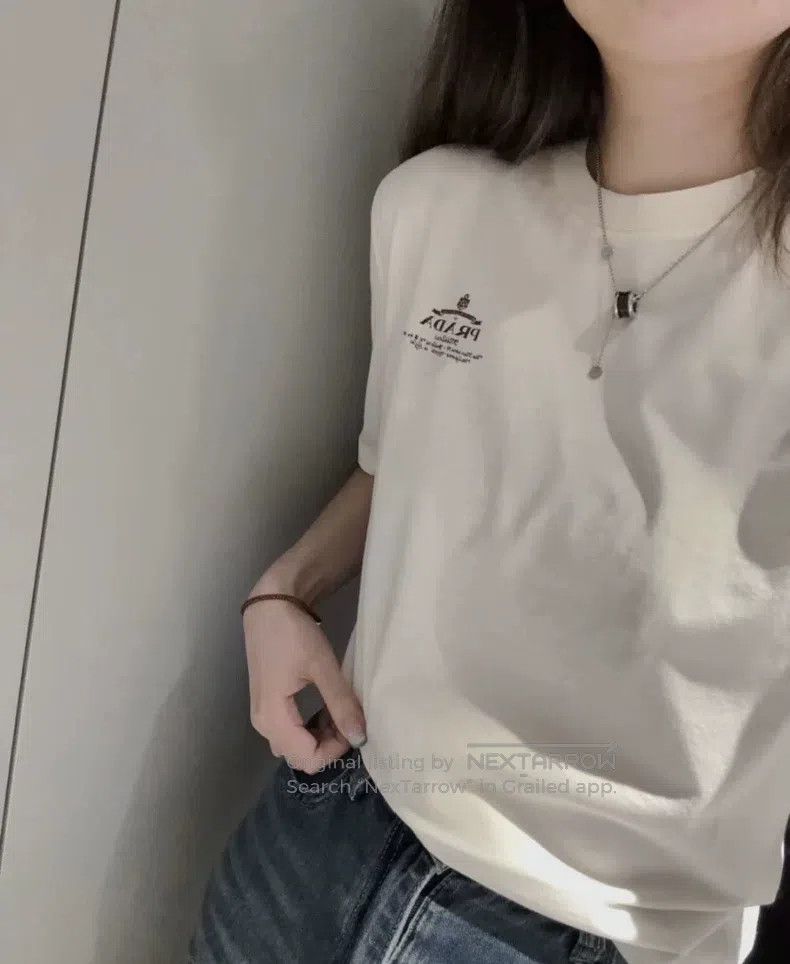 Prada Prada Beige chest letter logo T-shirt Size S / US 4 / IT 40 - 4 Thumbnail