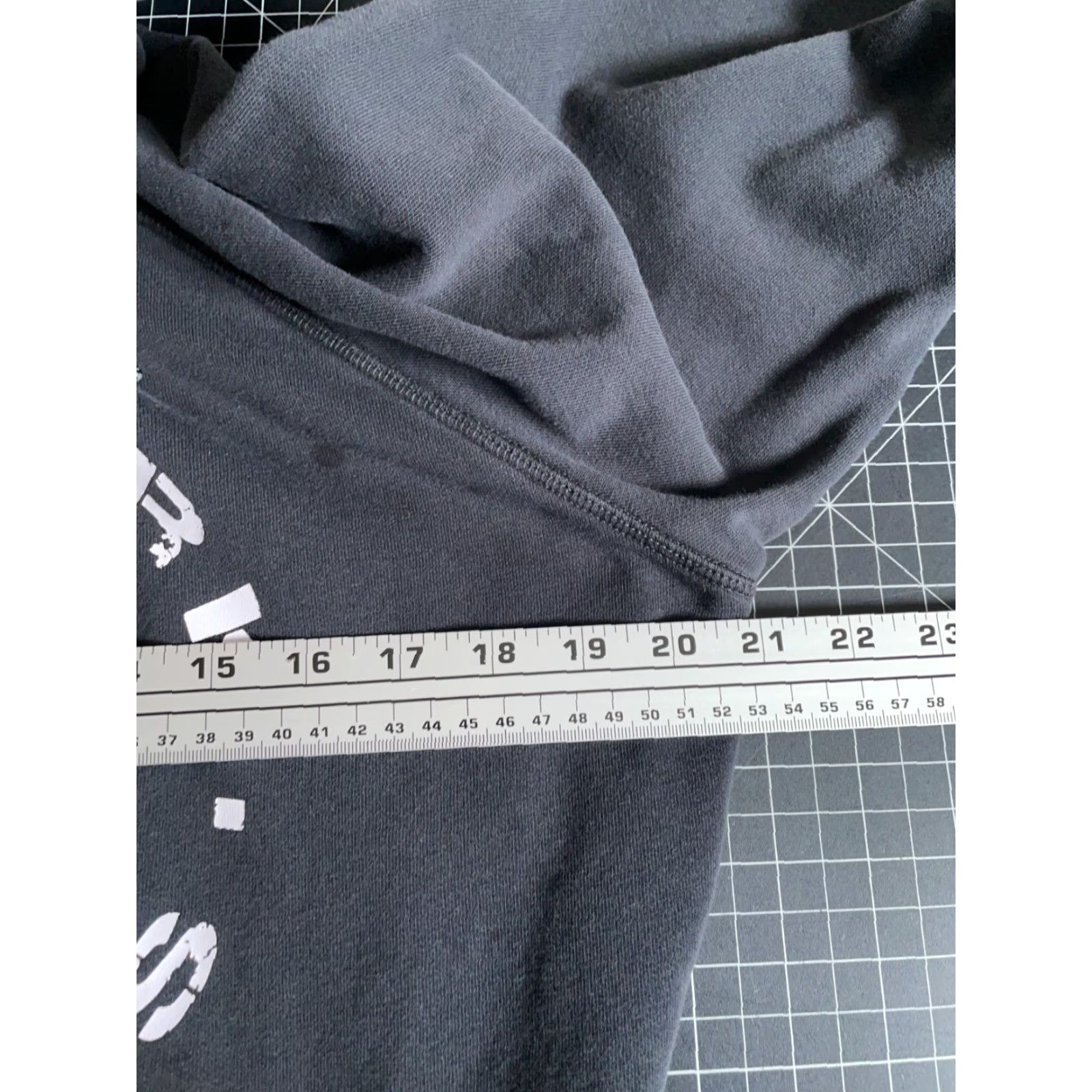 Gymshark Gymshark Hoodie Adult Medium Black Drawstring Sweatshirt Crew Neck Pockets Logo Pullover Athletic Regular Men Size US M / EU 48-50 / 2 - 5 Thumbnail