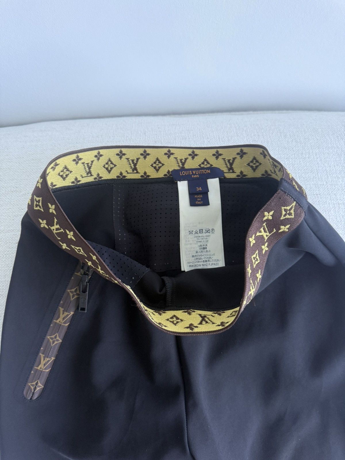 Louis Vuitton Louie Vuitton Size 34" / US 12 / IT 48 - 3 Thumbnail