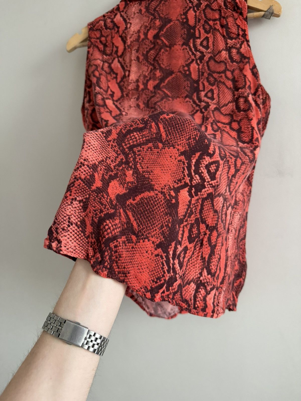 Vintage Red Snakeskin Print Sleeveless Blouse Button Up Size M / US 6-8 / IT 42-44 - 7 Thumbnail