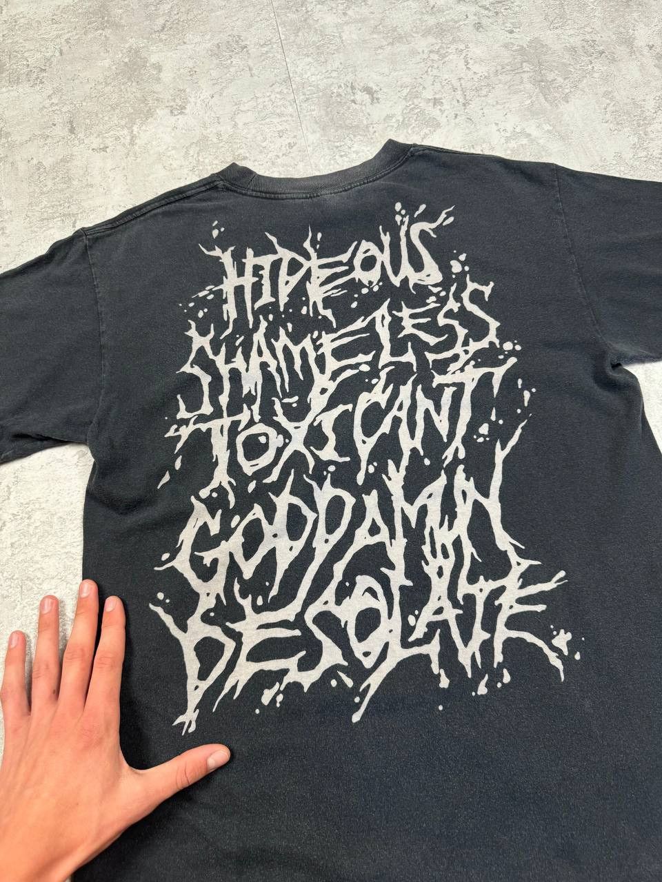 Band Tees Cattle Decapitation Alone At The Landfill T-shirt Vintage Size US M / EU 48-50 / 2 - 9 Thumbnail