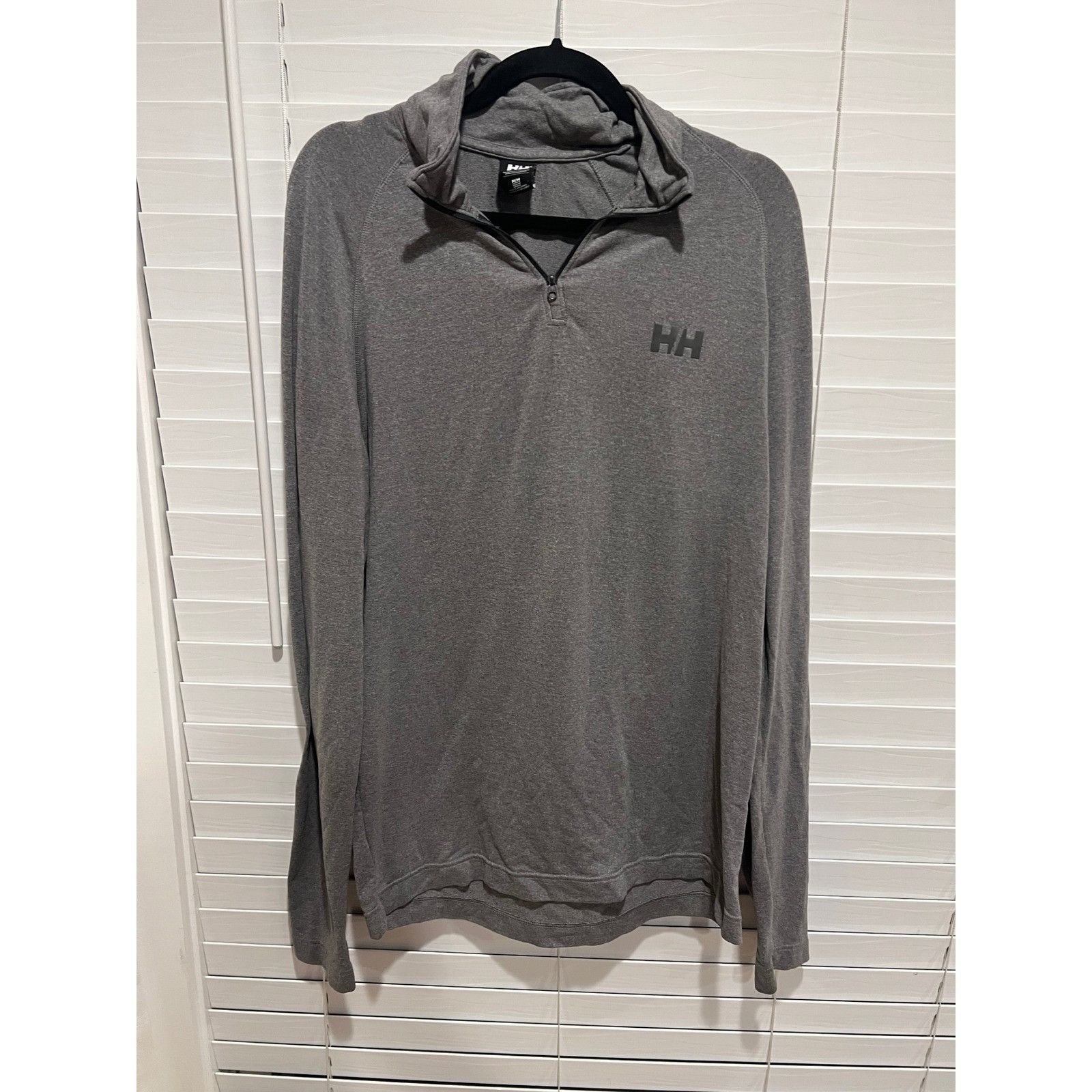 Helly Hansen Helly Hansen Mens Long Sleeve 1/4 Zip Pullover Gray Athletic Size US M / EU 48-50 / 2 - 2 Thumbnail
