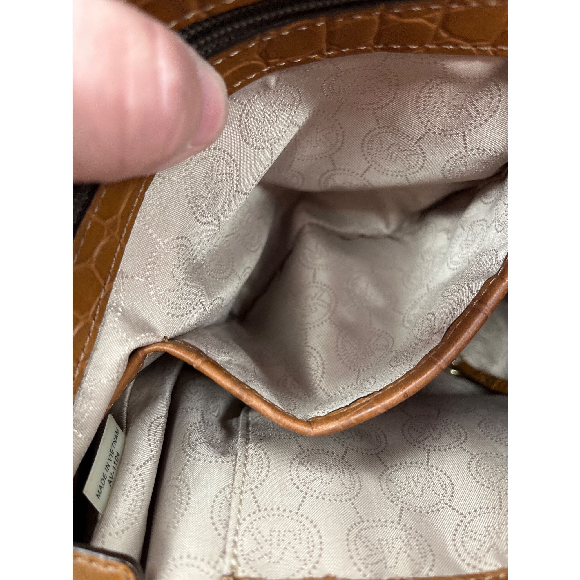 Michael Kors Michael Kors wms brown croc embossed leather shoulder hobo b Size ONE SIZE - 14 Thumbnail
