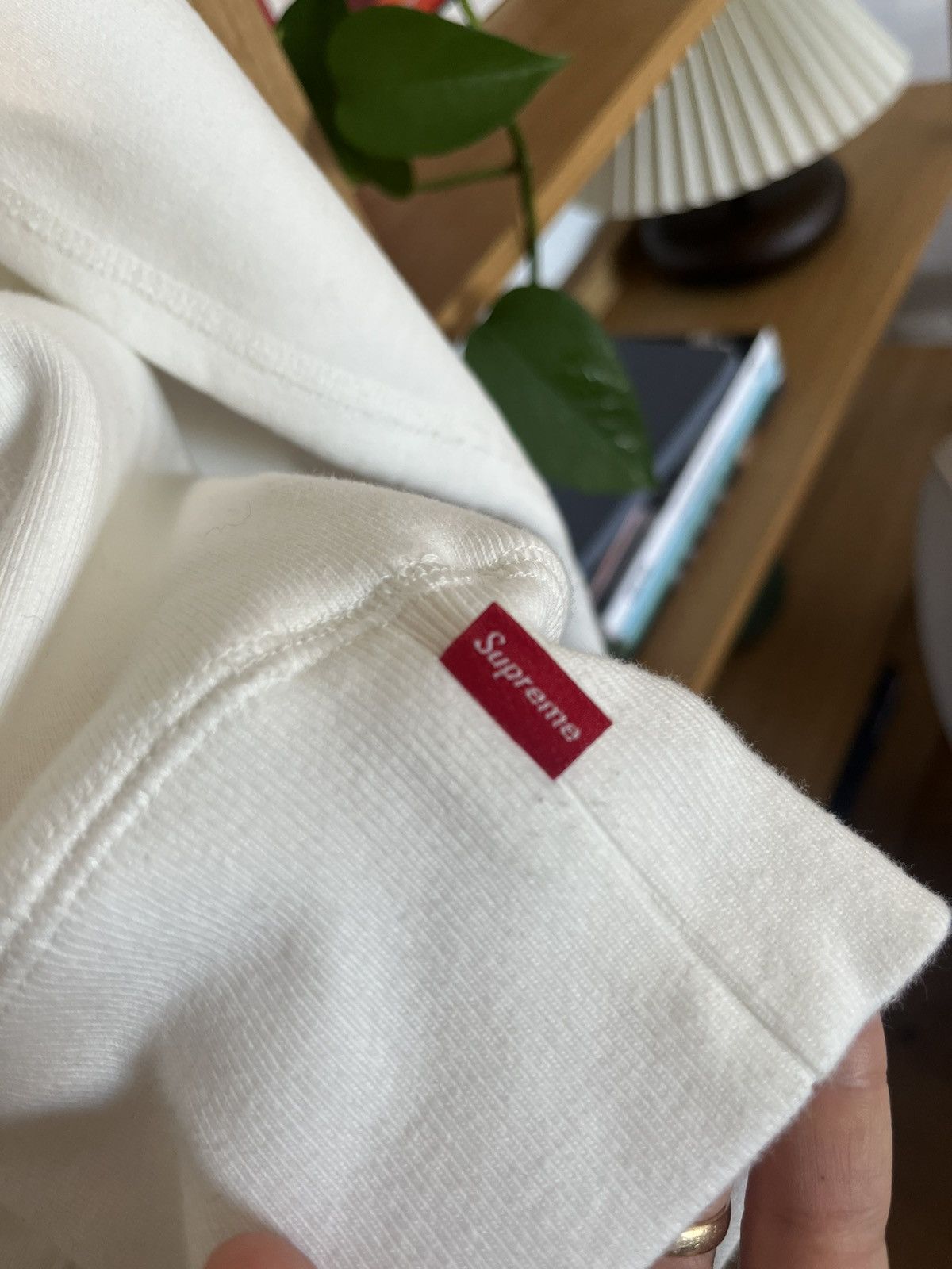 Supreme Supreme Washed Box Logo Crewneck, Size M Size US M / EU 48-50 / 2 - 3 Thumbnail