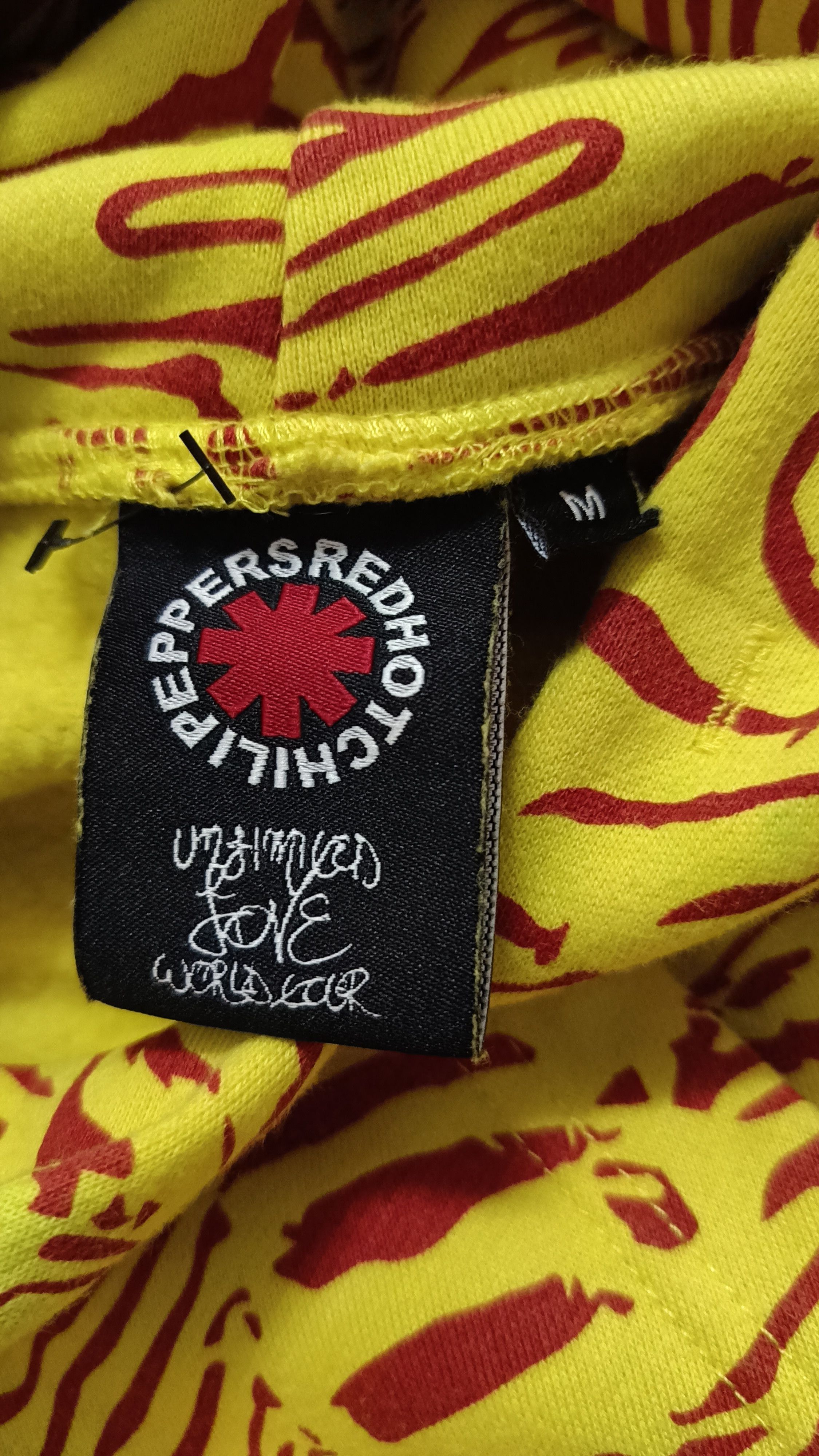 Band Tees 🔥🔥Rare Hoodie Band Red Hot Chilli Pappers Size US M / EU 48-50 / 2 - 5 Thumbnail