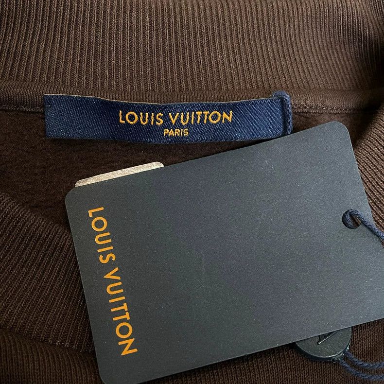 Louis Vuitton Louis Vuitton Chocolate monogram logo sweatshirt 2503-Nexta Size US XS / EU 42 / 0 - 5 Thumbnail