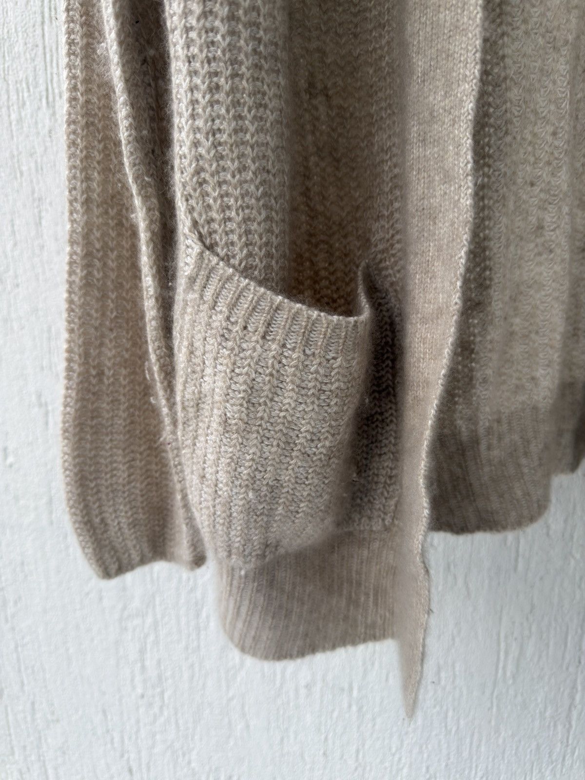 Loro Piana Cashmere cardigan knit sweater Size US XS / EU 42 / 0 - 7 Thumbnail