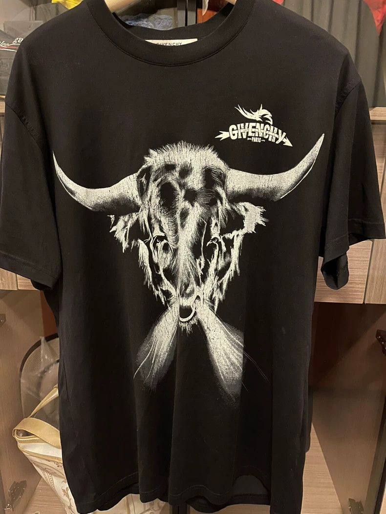 Givenchy Givenchy Men's Black Top Size US S / EU 44-46 / 1 - 1 Thumbnail