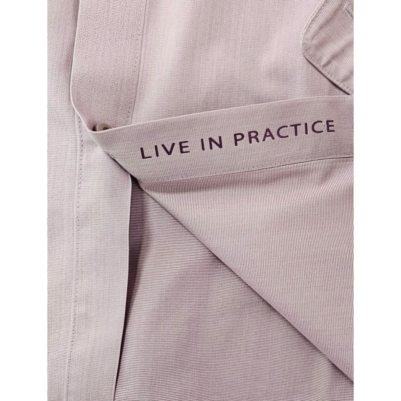 Lululemon Lululemon Shirt Mens Medium Purple Woven Button-Up Long Sleeve Collared Pocket Knit/Active Size US M / EU 48-50 / 2 - 5 Thumbnail