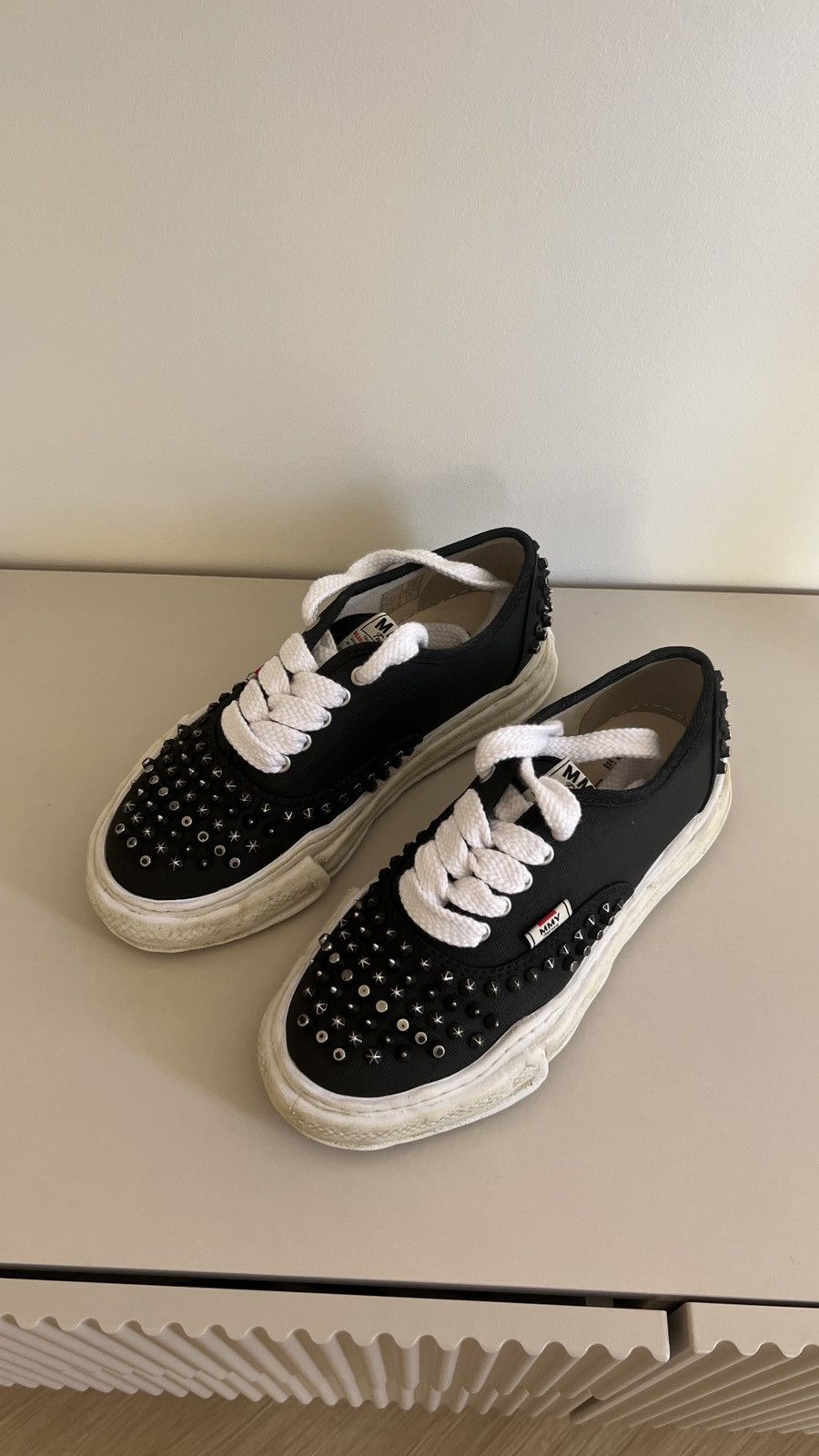 Maison MIHARA YASUHIRO Maison Mihara Yasuhiro Baker Studded Low A15FW733 Size US 7 / EU 40 - 1 Thumbnail