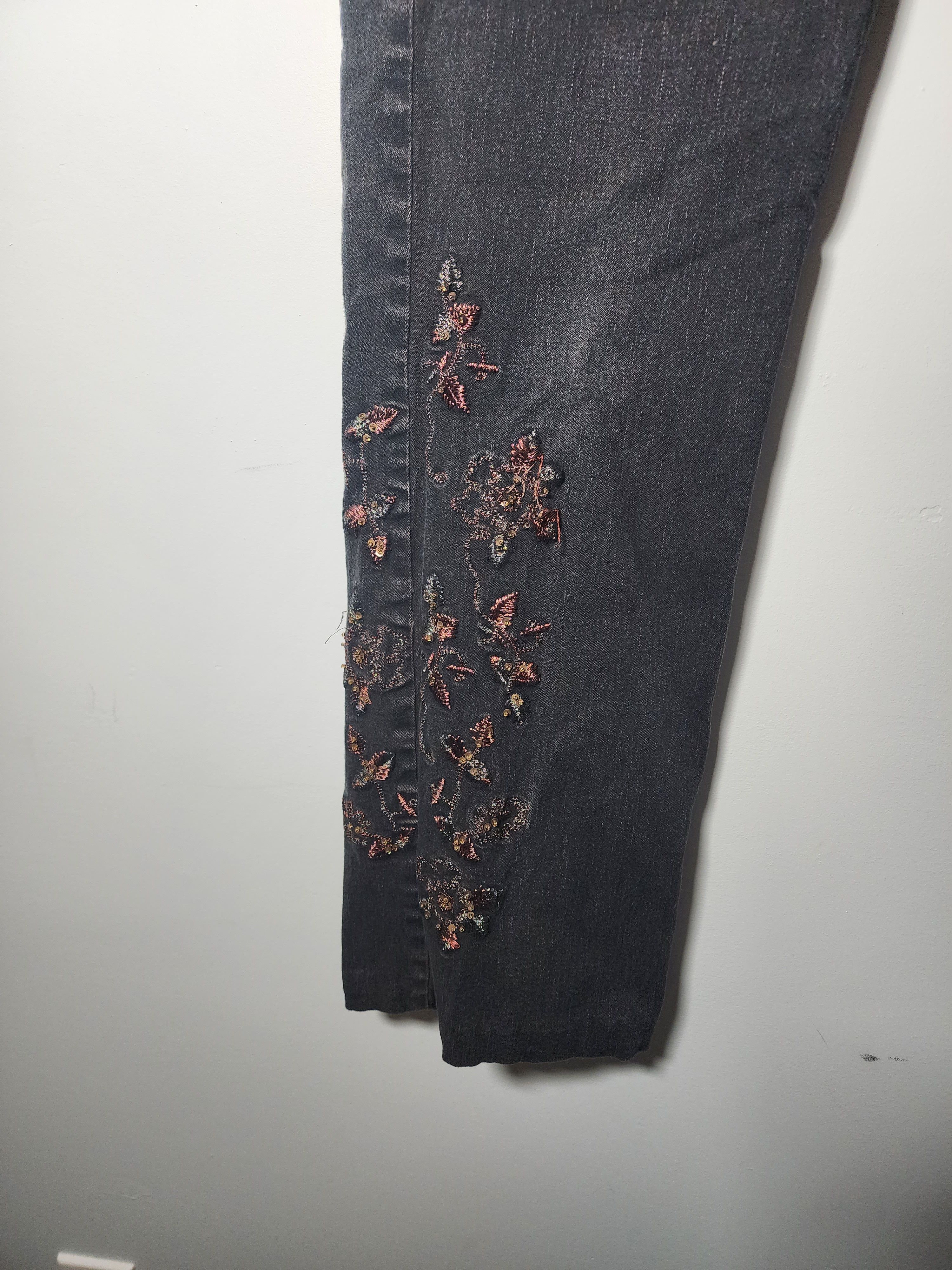 Japanese Brand × Vintage Proportion Petite Weekend Flower Denim Jeans Embroidery Size US 31 - 3 Thumbnail