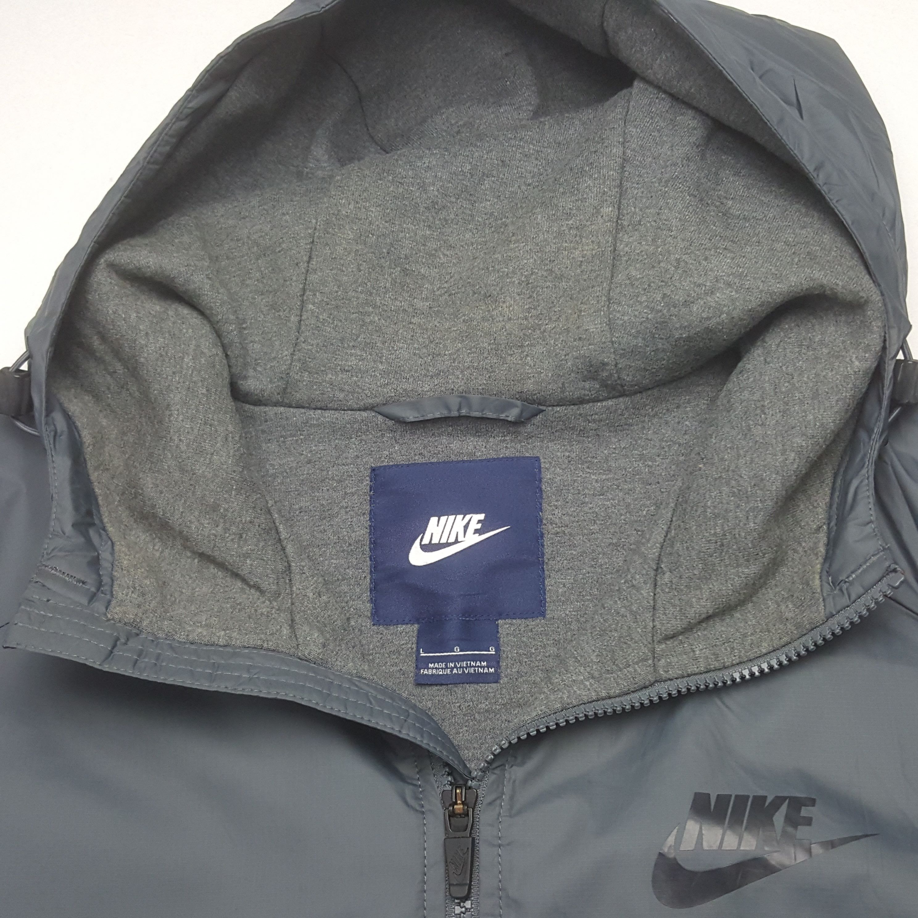 Nike Vintage Nike Windbreaker Jacket Hoodie Size US M / EU 48-50 / 2 - 4 Thumbnail