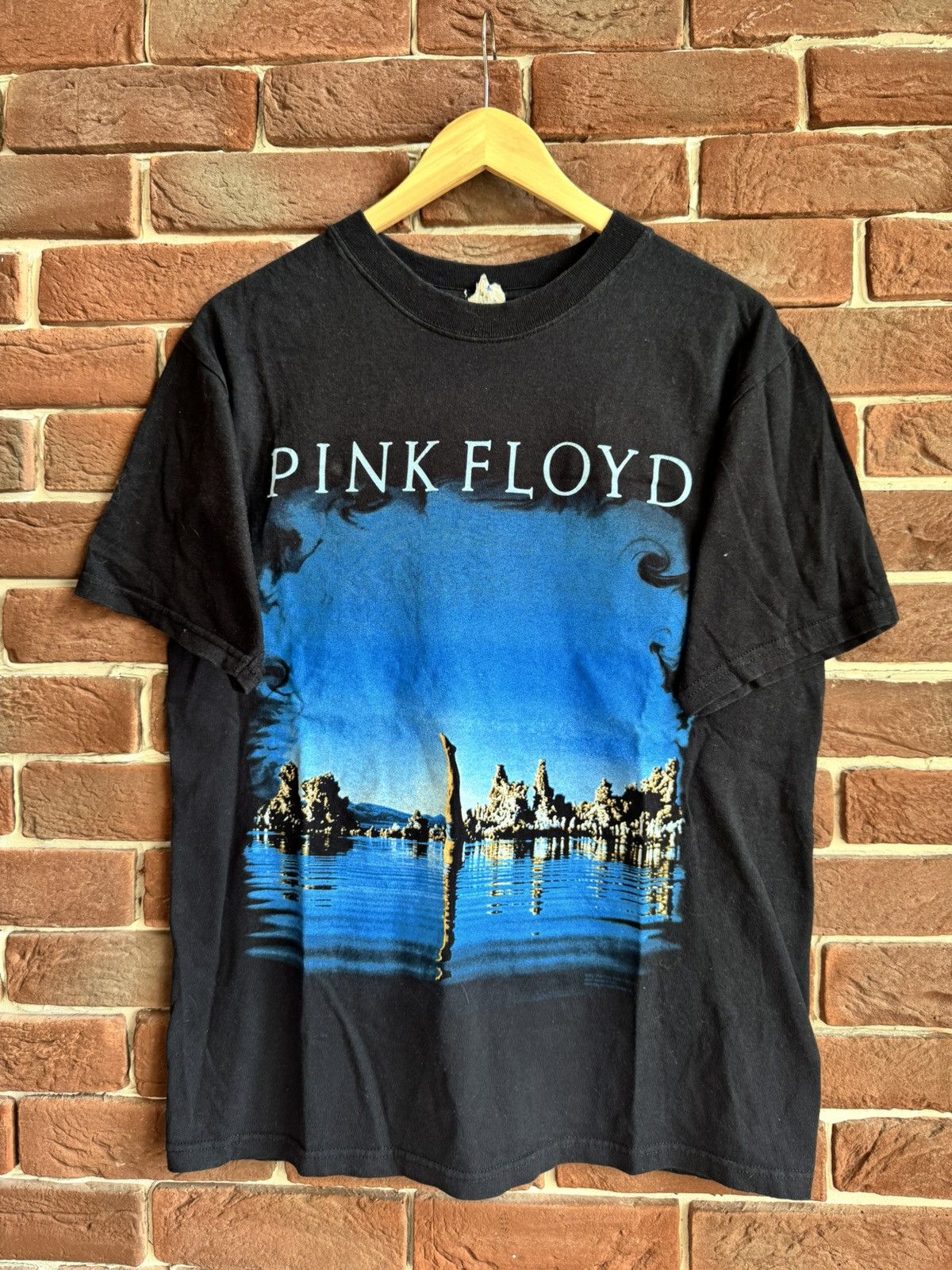 Band Tees RARE 2001 Pink Floyd Vintage Tshirt Band Tour Rock Kanye Size US M / EU 48-50 / 2 - 1 Thumbnail