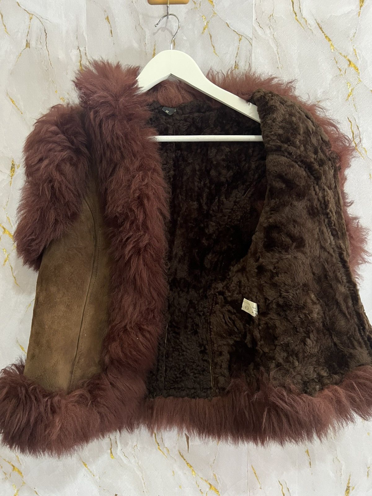 Japanese Brand Real Fur Vest – Classic & Elegant Size US M / EU 48-50 / 2 - 3 Thumbnail