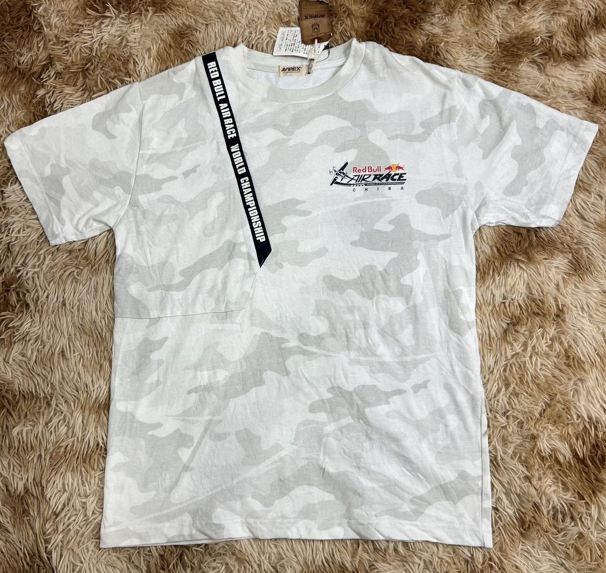 Avirex Avirex Camo Red Bull Air Race Japan (2019) Size US L / EU 52-54 / 3 - 1 Thumbnail