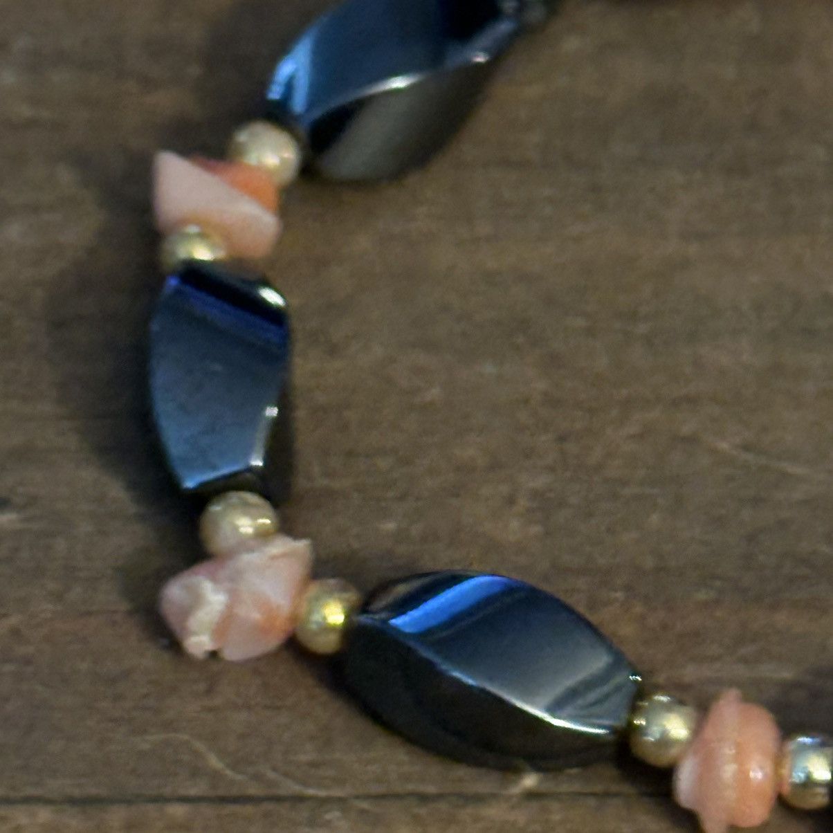 Vintage Vintage hematite and shell bead bracelet Size ONE SIZE - 2 Thumbnail