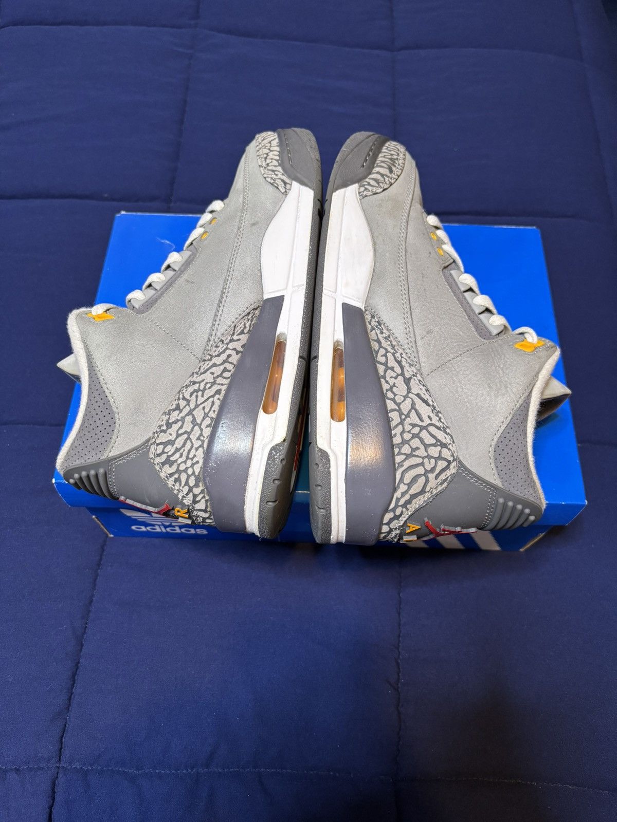 Jordan Brand Jordan 3 Retro Cool Grey 2021 Size 9 Size US 9 / EU 42 - 3 Thumbnail