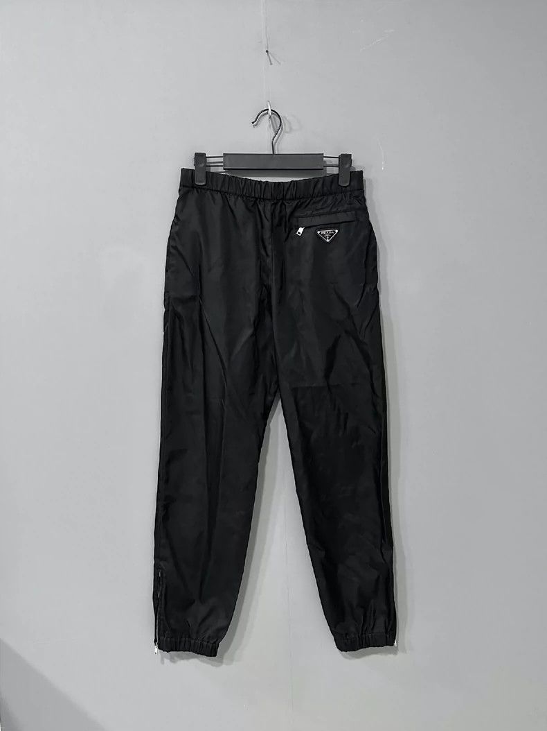 Prada Prada Triangle nylon trousers 2502-Nextarrow Size US 38 / EU 54 - 1 Thumbnail