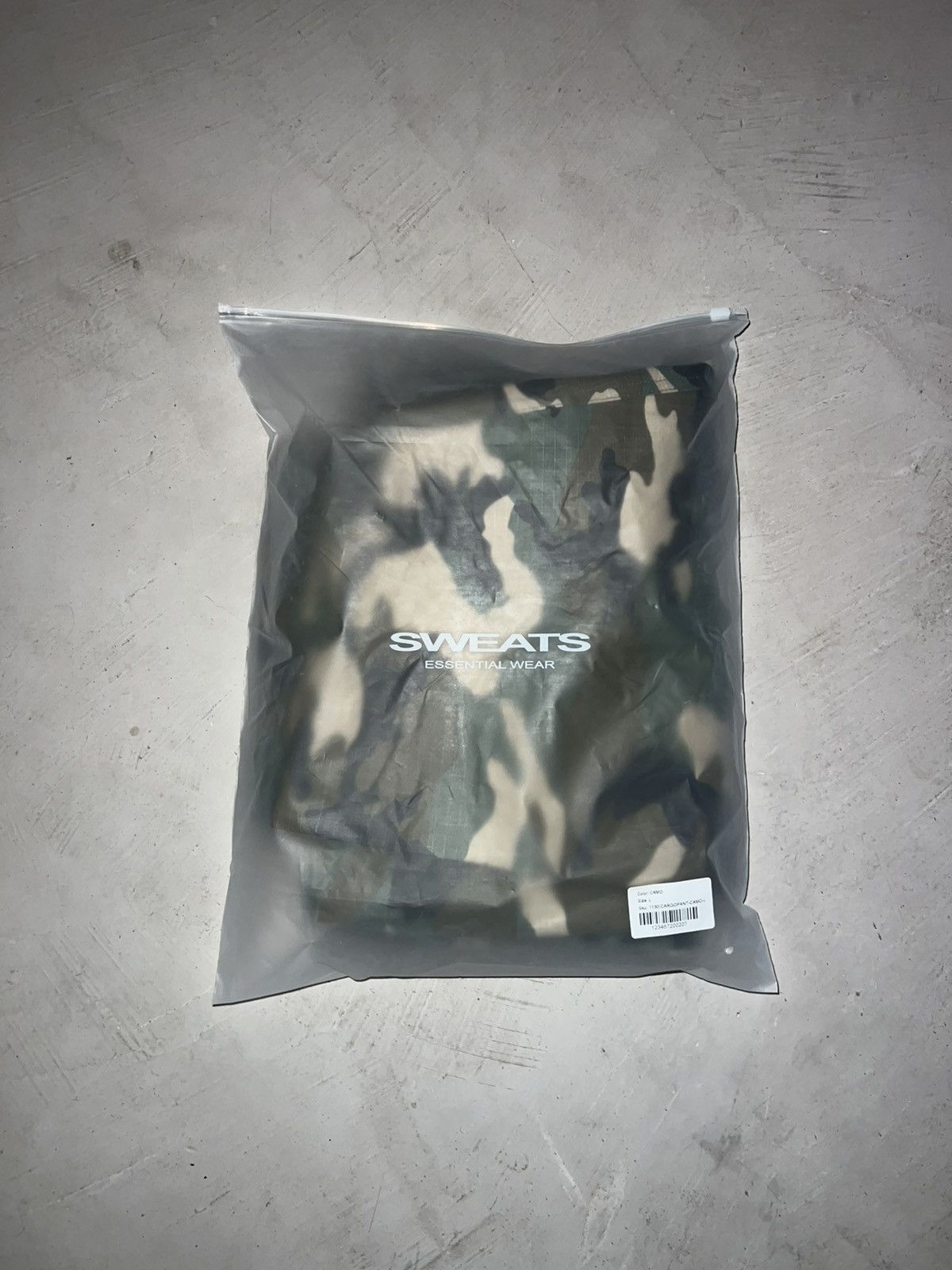 Vintage Camo Cargo Pants by Sweats Collective Size US 32 / EU 48 - 4 Thumbnail